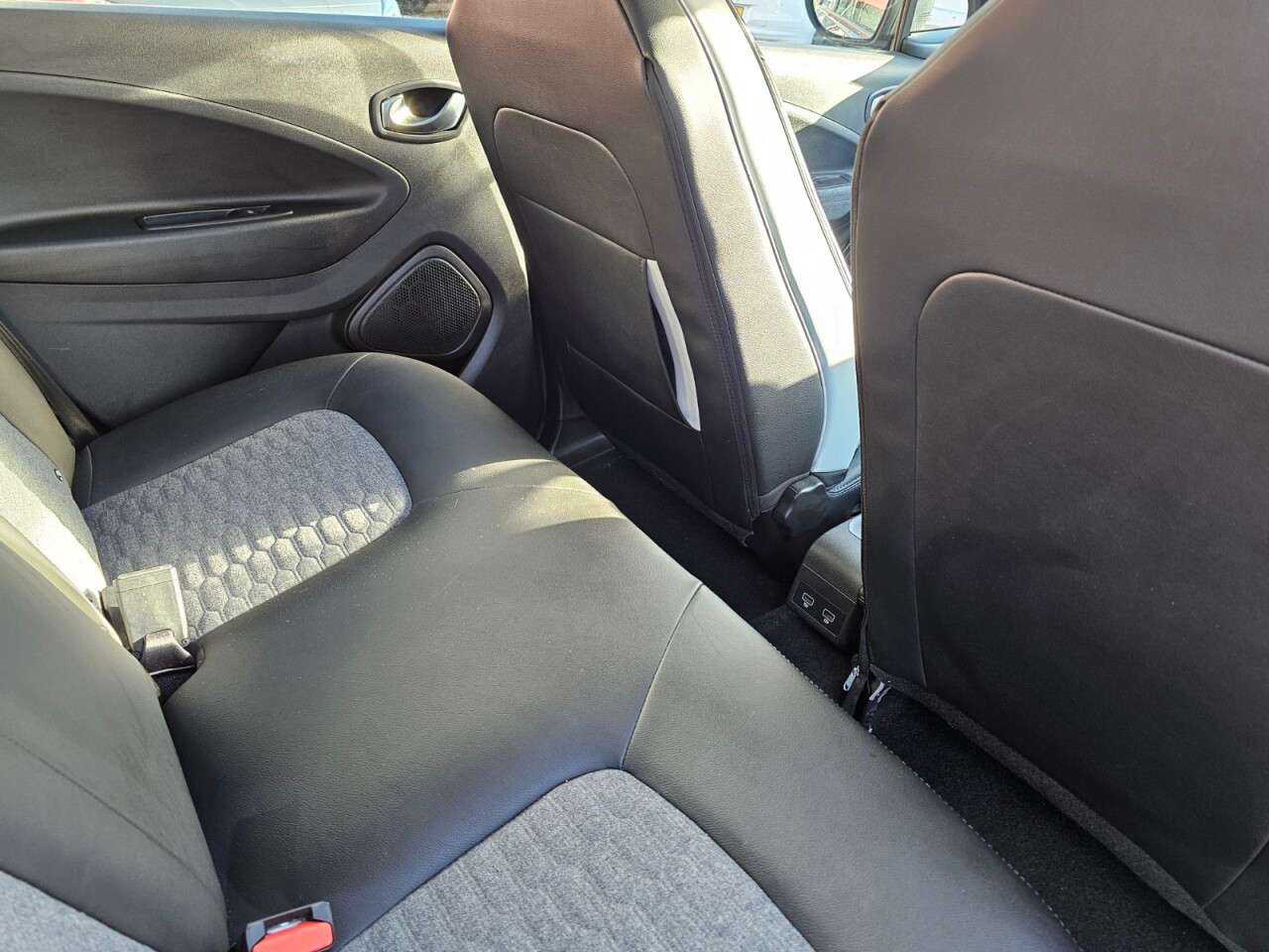 2020 RENAULT ZOE 2020 RENAULT ZOE