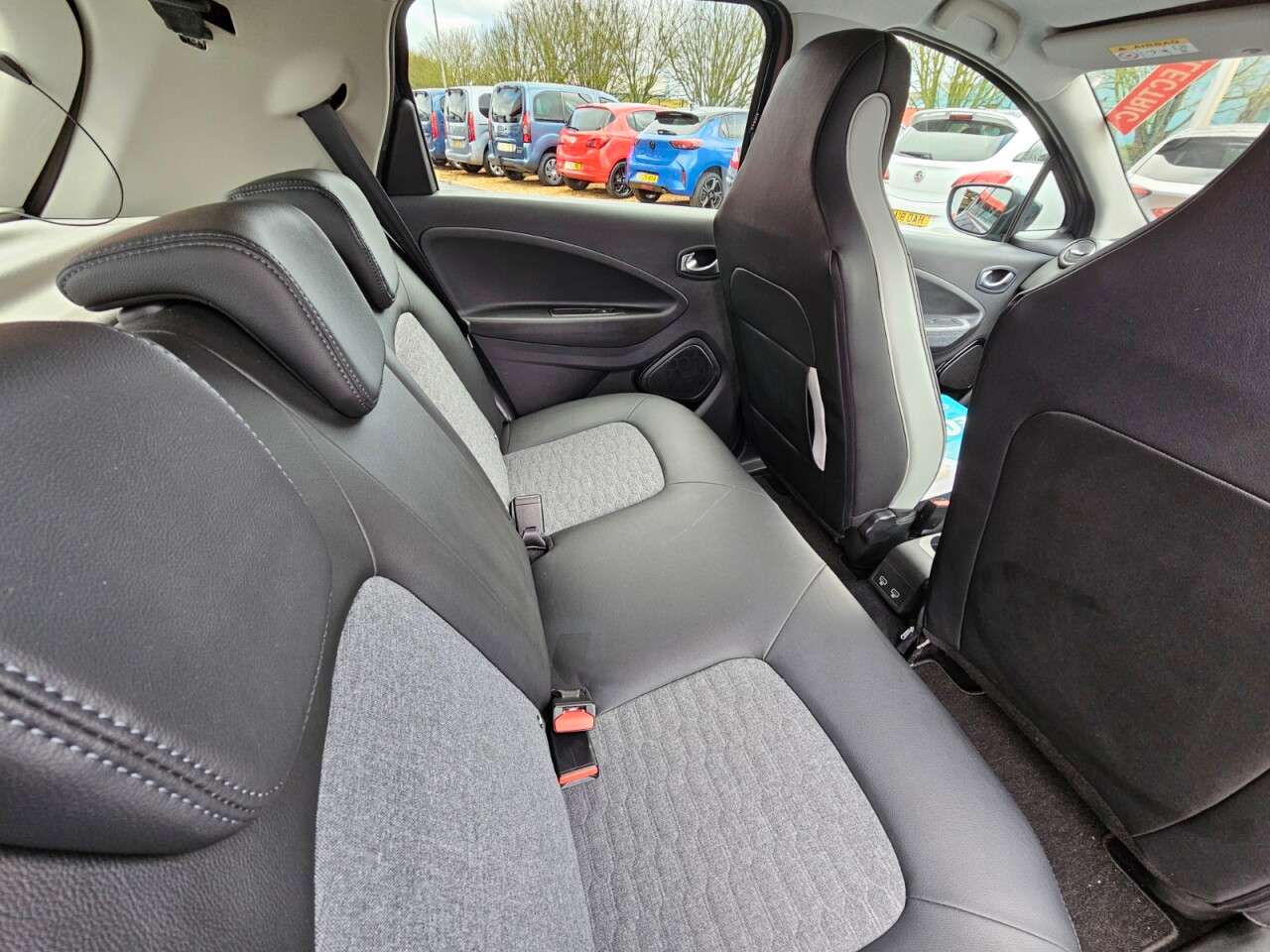 2020 RENAULT ZOE 2020 RENAULT ZOE