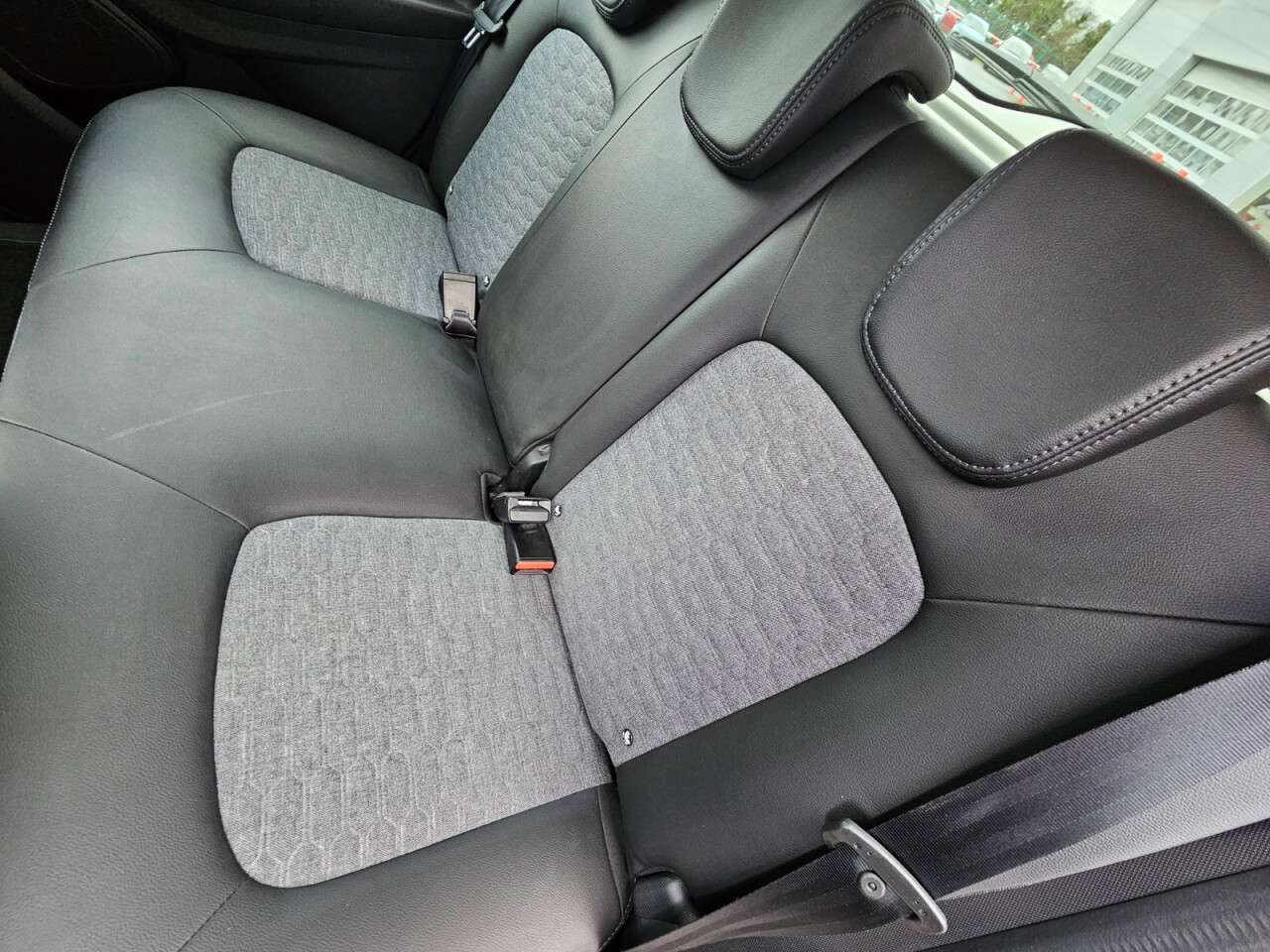 2020 RENAULT ZOE 2020 RENAULT ZOE