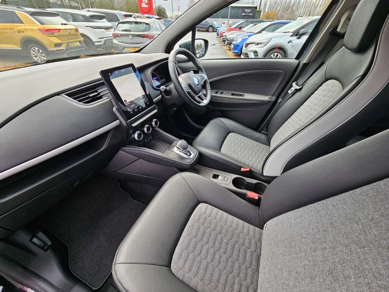 2020 RENAULT ZOE 2020 RENAULT ZOE