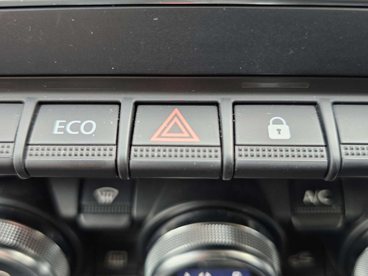 2020 RENAULT ZOE 2020 RENAULT ZOE