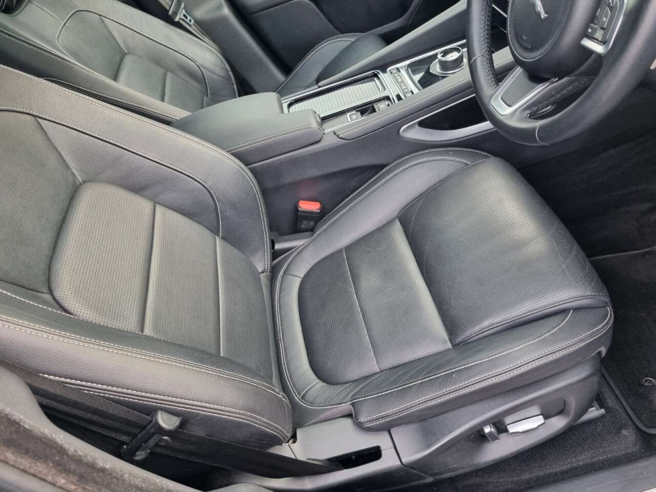 2020 JAGUAR F-PACE 2020 JAGUAR F-PACE