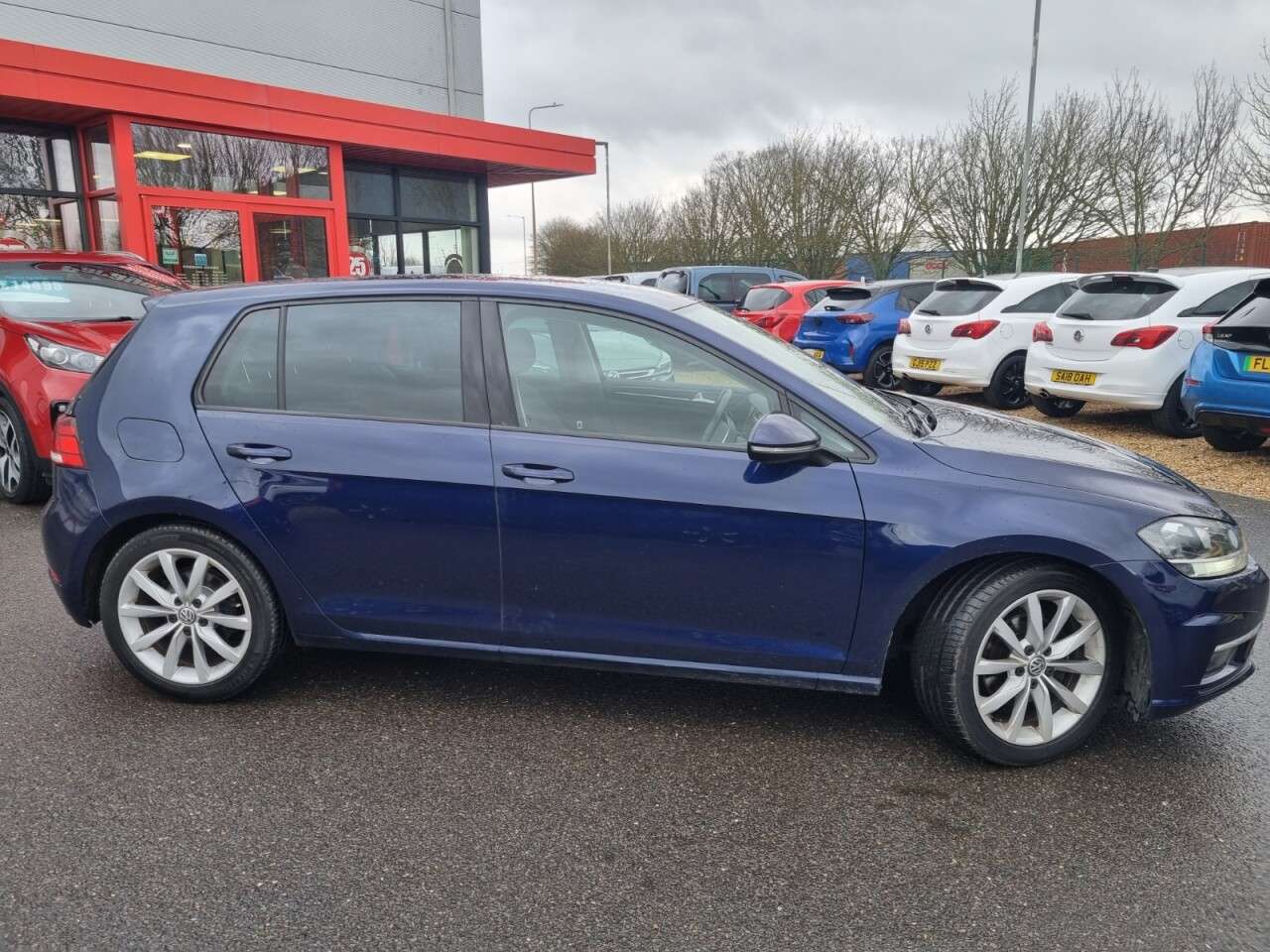 2019 VOLKSWAGEN GOLF 2019 VOLKSWAGEN GOLF