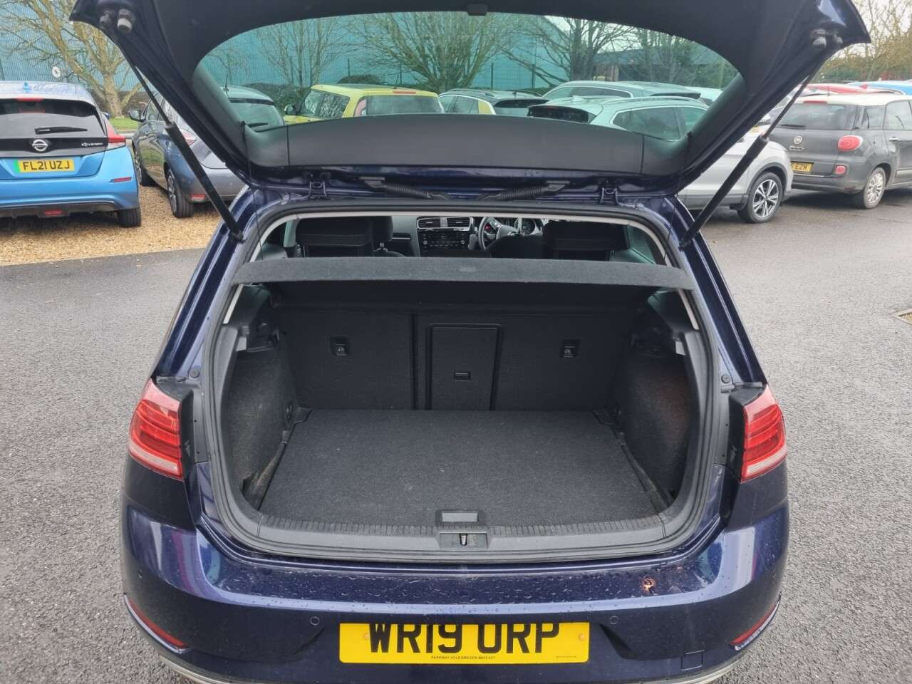 2019 VOLKSWAGEN GOLF 2019 VOLKSWAGEN GOLF