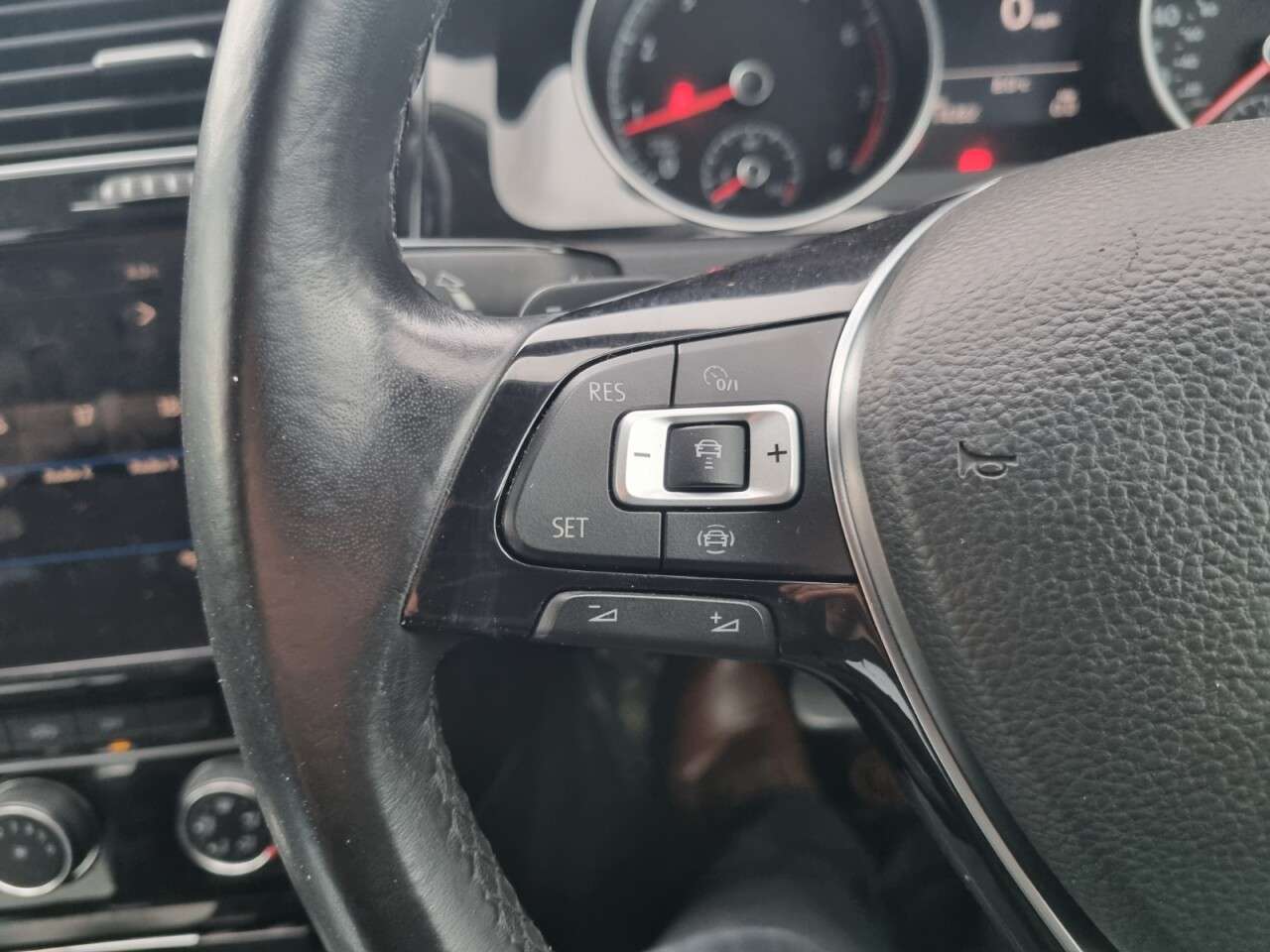 2019 VOLKSWAGEN GOLF 2019 VOLKSWAGEN GOLF