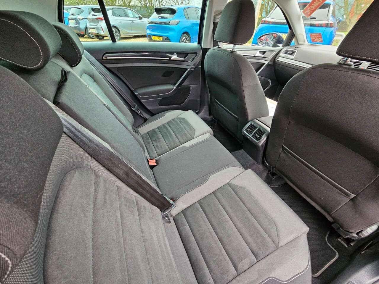 2019 VOLKSWAGEN GOLF 2019 VOLKSWAGEN GOLF