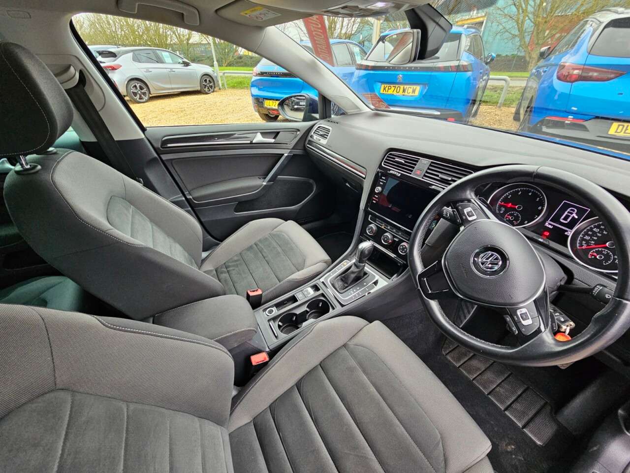 2019 VOLKSWAGEN GOLF 2019 VOLKSWAGEN GOLF