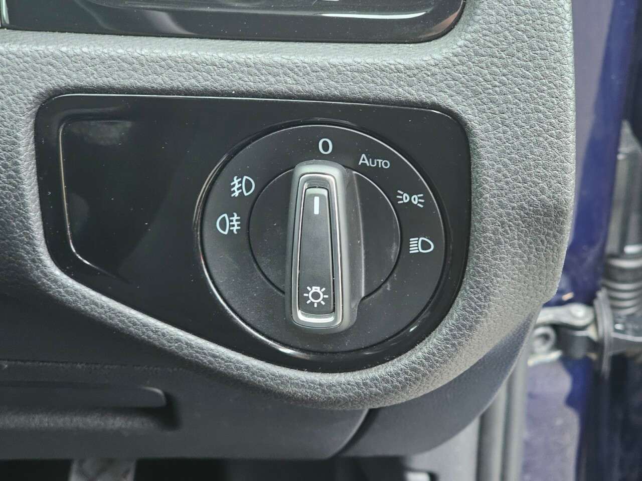 2019 VOLKSWAGEN GOLF 2019 VOLKSWAGEN GOLF