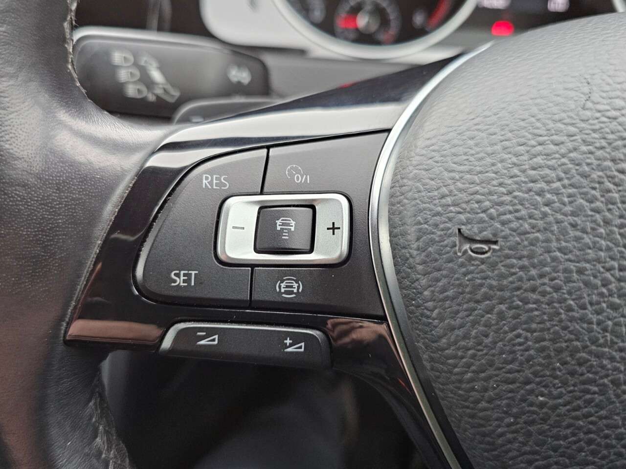 2019 VOLKSWAGEN GOLF 2019 VOLKSWAGEN GOLF