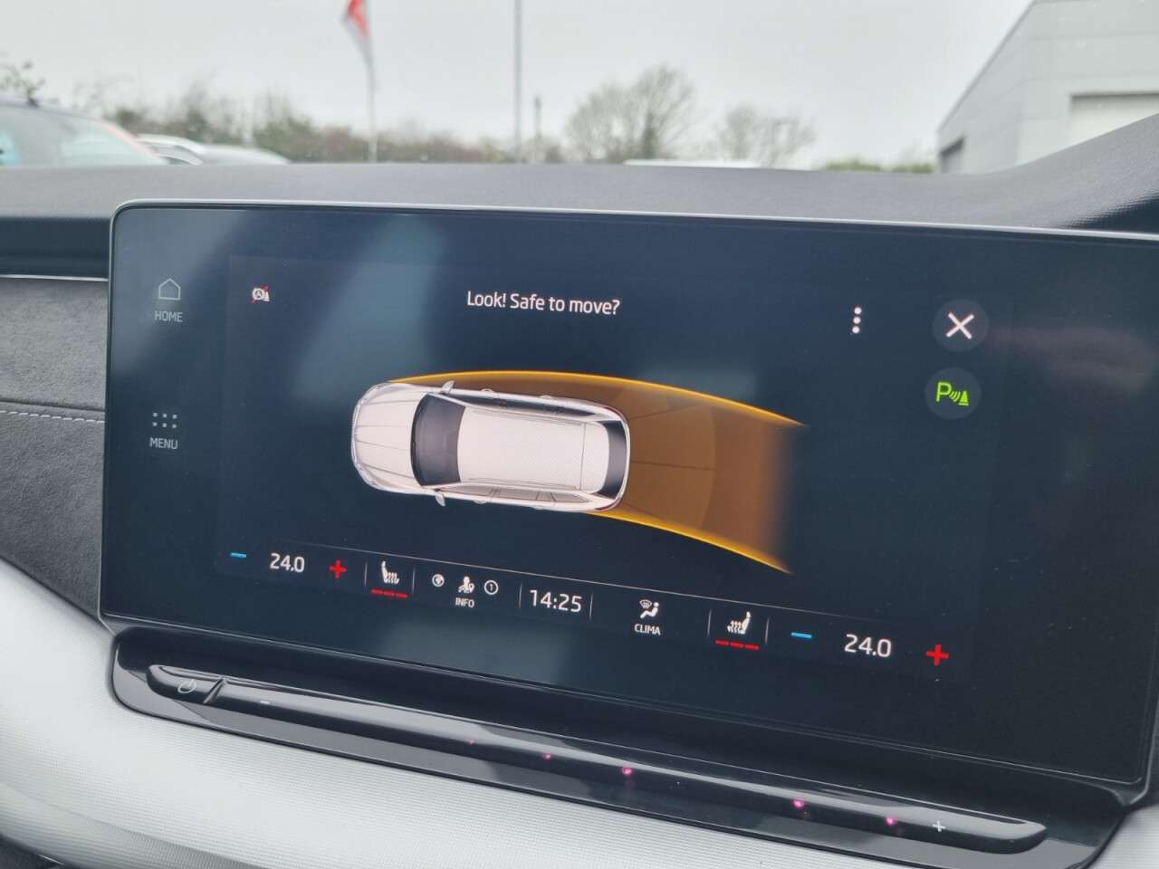 A 2021 SKODA OCTAVIA 2.0 TDI SE L First Edition Estate 5dr Diesel Manual Euro 6 (s/s) (116 ps) A 2021 SKODA OCTAVIA 2.0 TDI SE L First Edition Estate 5dr Diesel Manual Euro 6 (s/s) (116 ps)