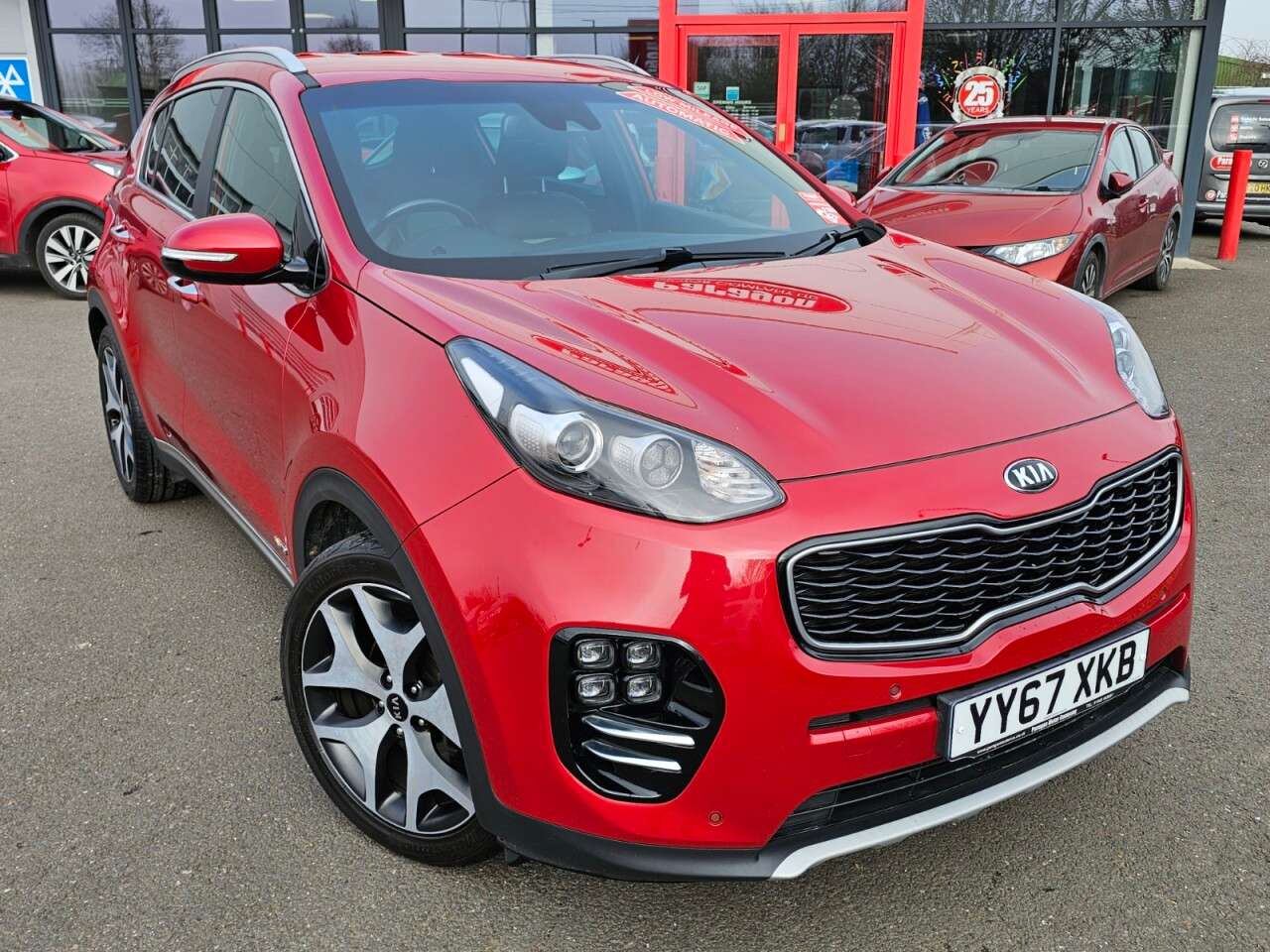 A 2018 KIA SPORTAGE 1.6 T-GDi GT-Line SUV 5dr Petrol DCT AWD Euro 6 (174 bhp) A 2018 KIA SPORTAGE 1.6 T-GDi GT-Line SUV 5dr Petrol DCT AWD Euro 6 (174 bhp)