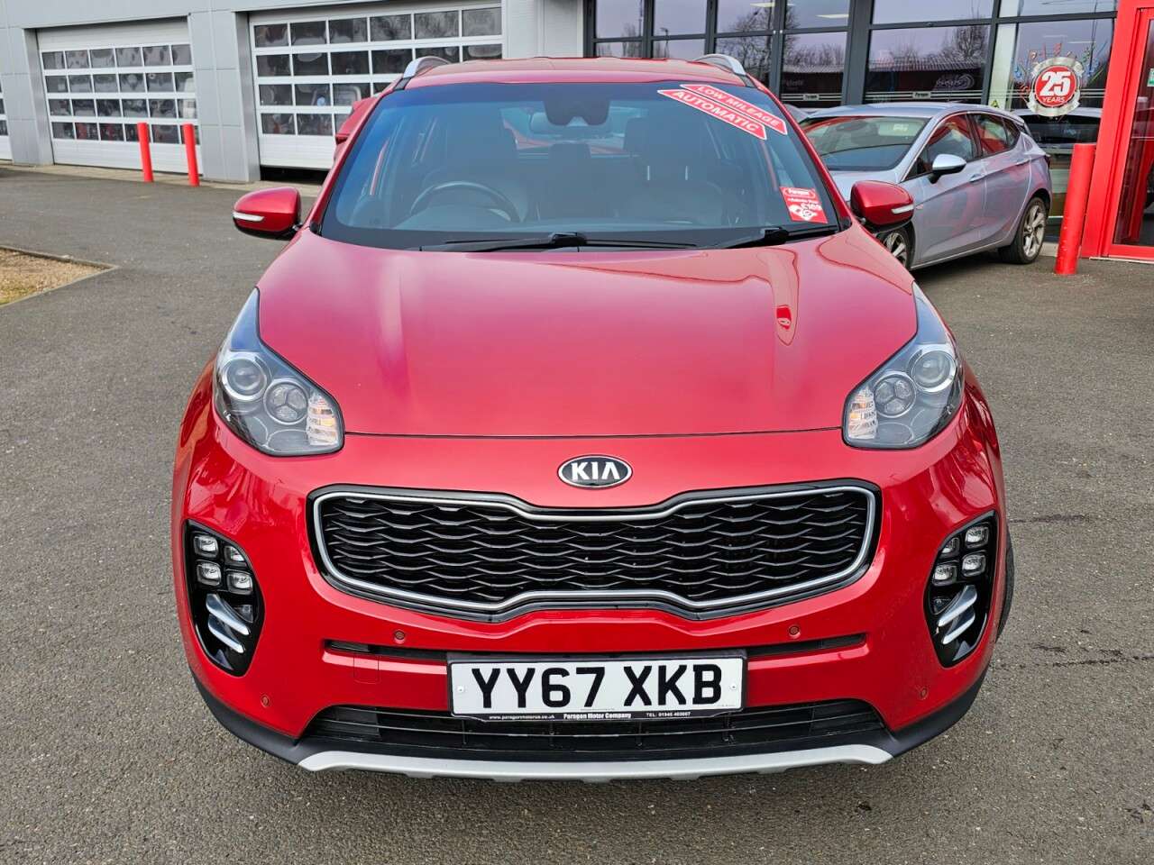 A 2018 KIA SPORTAGE 1.6 T-GDi GT-Line SUV 5dr Petrol DCT AWD Euro 6 (174 bhp) A 2018 KIA SPORTAGE 1.6 T-GDi GT-Line SUV 5dr Petrol DCT AWD Euro 6 (174 bhp)