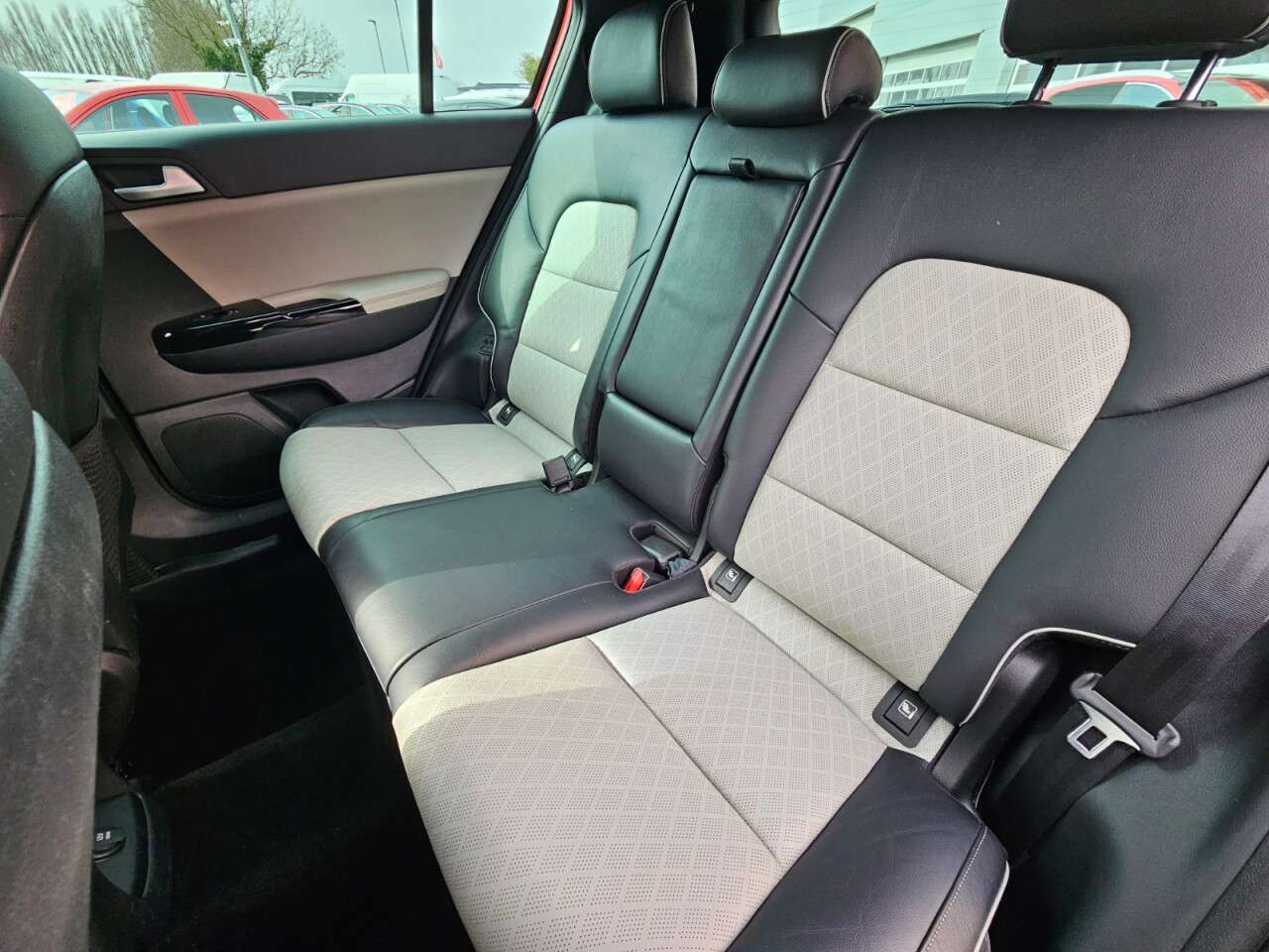 2018 KIA SPORTAGE 2018 KIA SPORTAGE