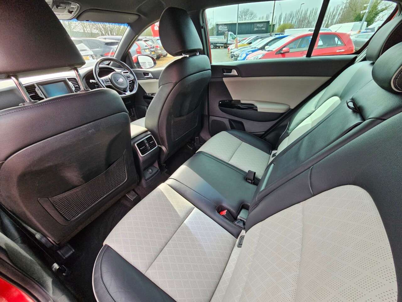 2018 KIA SPORTAGE 2018 KIA SPORTAGE