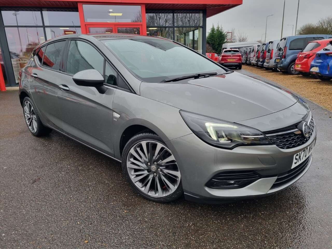 A 2020 VAUXHALL ASTRA 1.2 Turbo SRi VX Line Nav Hatchback 5dr Petrol Manual Euro 6 (s/s) (145 ps) A 2020 VAUXHALL ASTRA 1.2 Turbo SRi VX Line Nav Hatchback 5dr Petrol Manual Euro 6 (s/s) (145 ps)