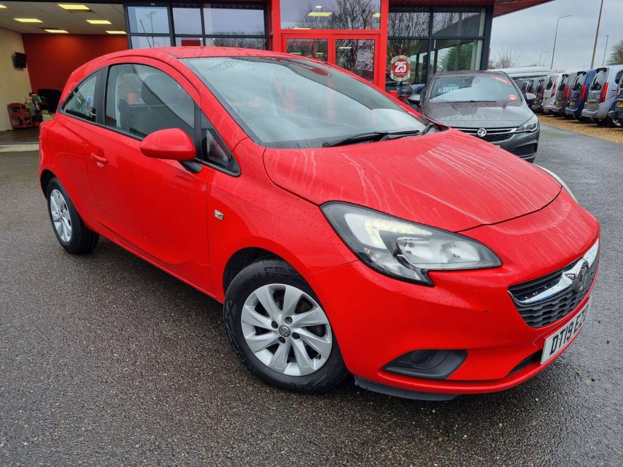 A 2019 VAUXHALL CORSA 1.4i ecoTEC Design Hatchback 3dr Petrol Manual Euro 6 (75 ps) A 2019 VAUXHALL CORSA 1.4i ecoTEC Design Hatchback 3dr Petrol Manual Euro 6 (75 ps)