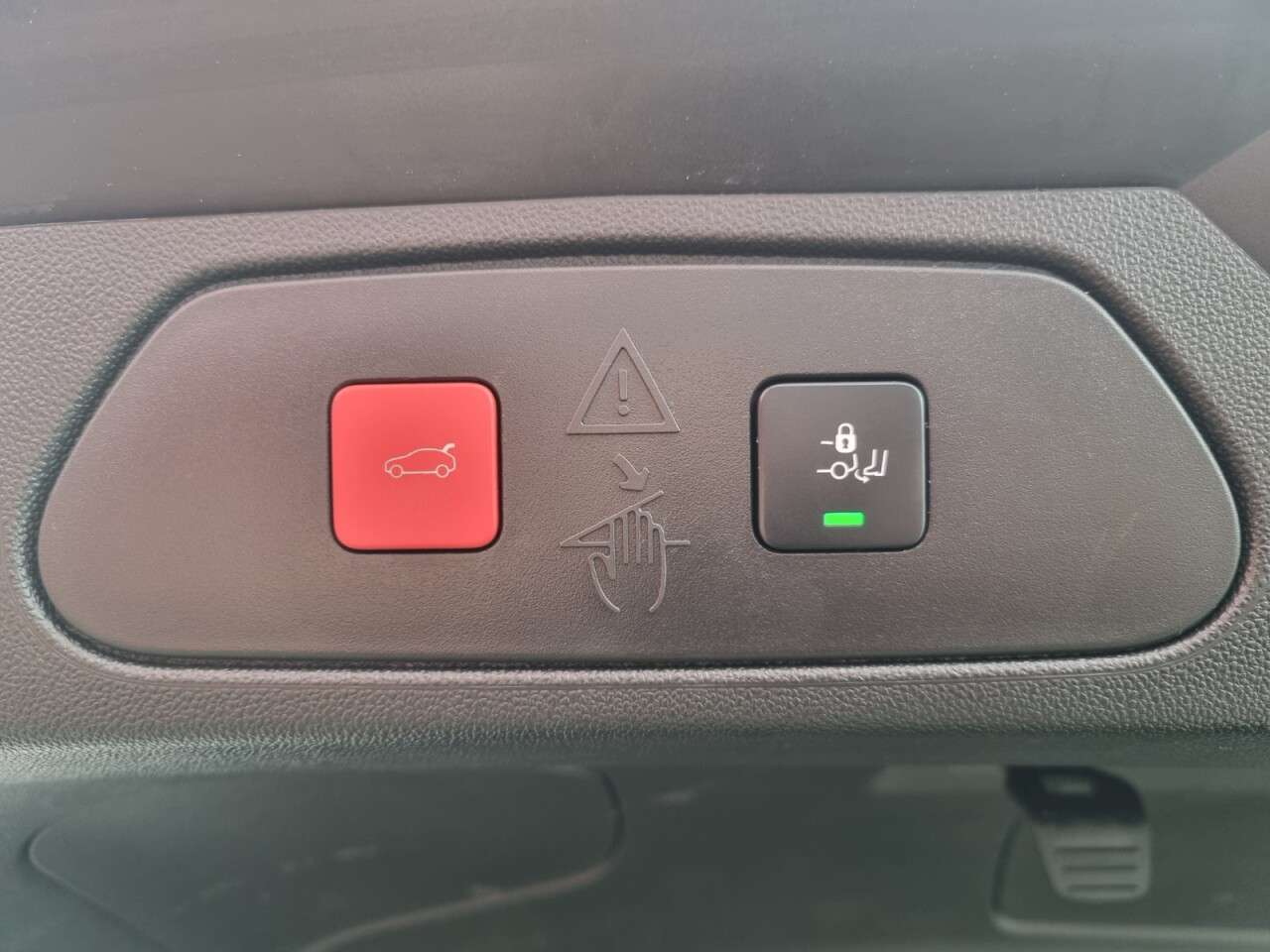 A 2024 VAUXHALL GRANDLAND 1.2 Turbo Ultimate SUV 5dr Petrol Auto Euro 6 (s/s) (130 ps) A 2024 VAUXHALL GRANDLAND 1.2 Turbo Ultimate SUV 5dr Petrol Auto Euro 6 (s/s) (130 ps)