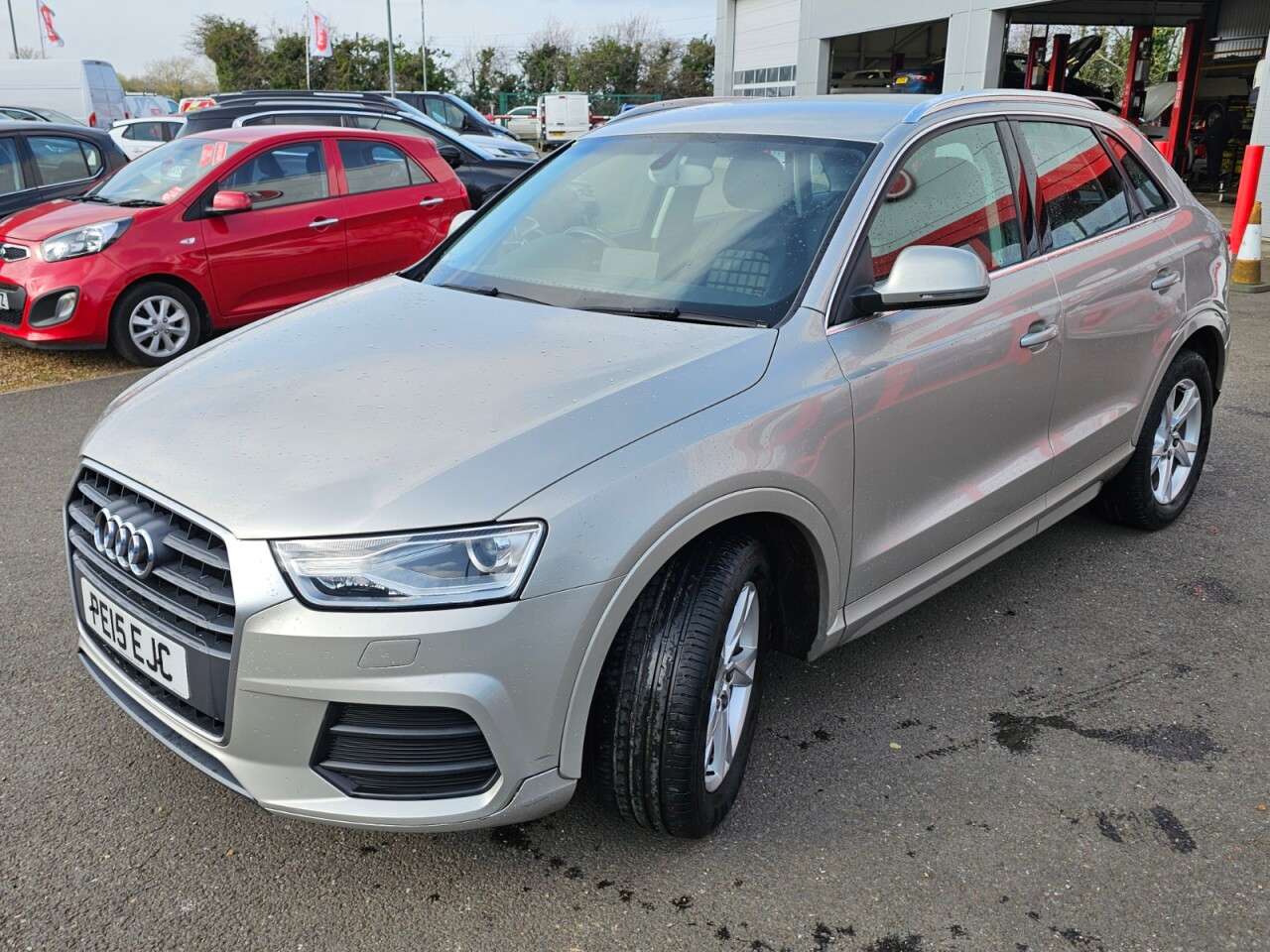 2015 AUDI Q3 2015 AUDI Q3