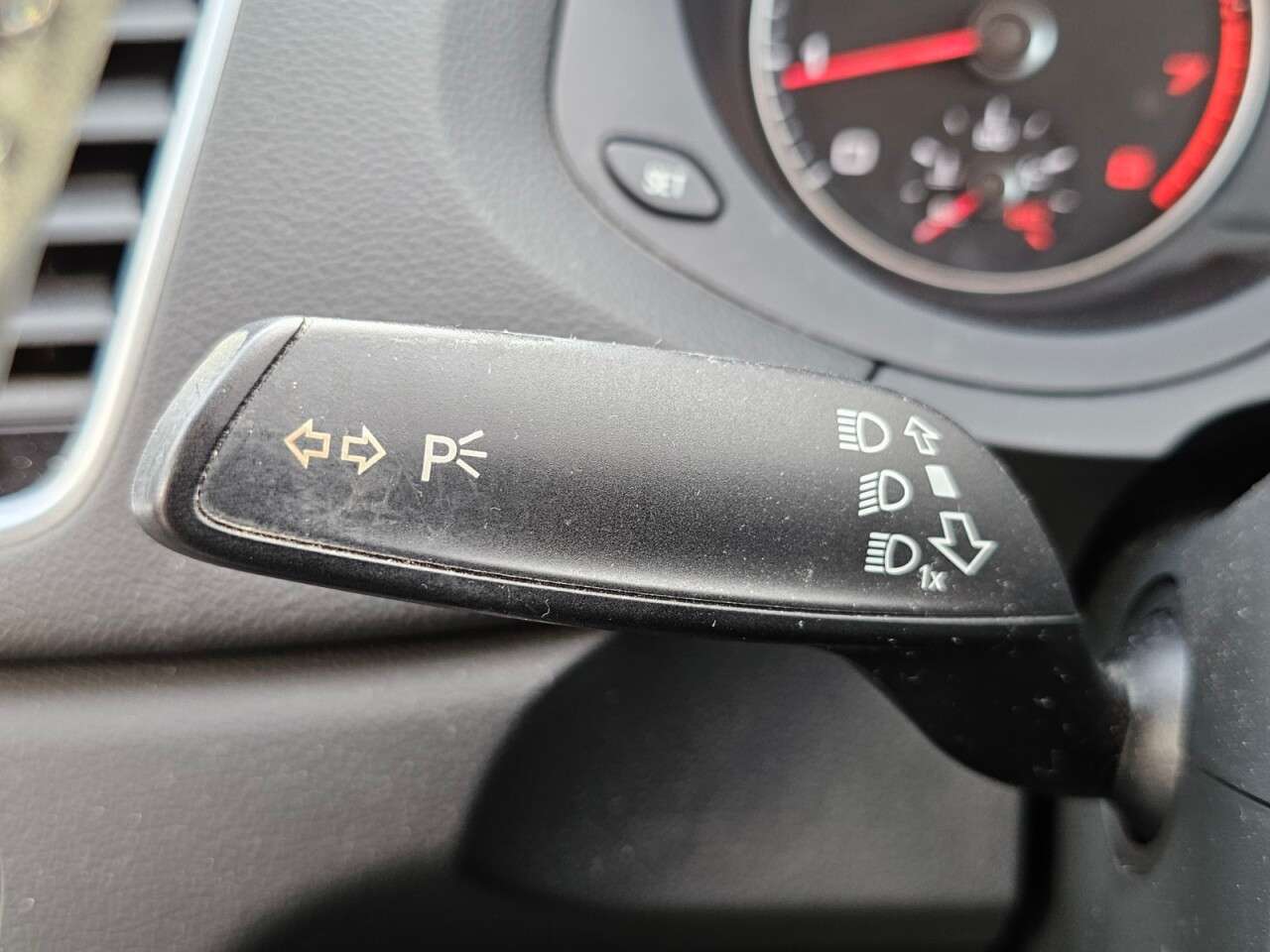 2015 AUDI Q3 2015 AUDI Q3