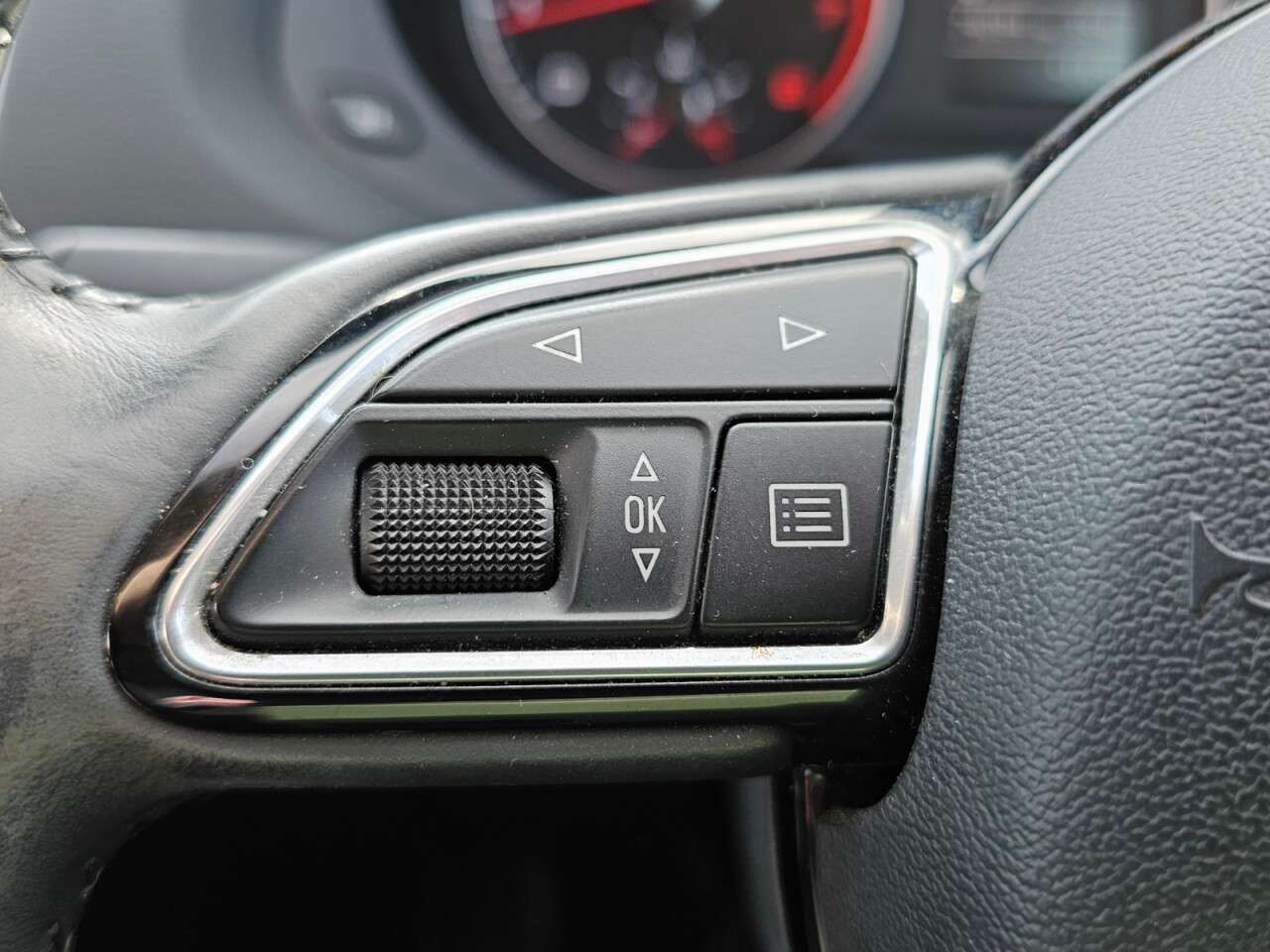 2015 AUDI Q3 2015 AUDI Q3