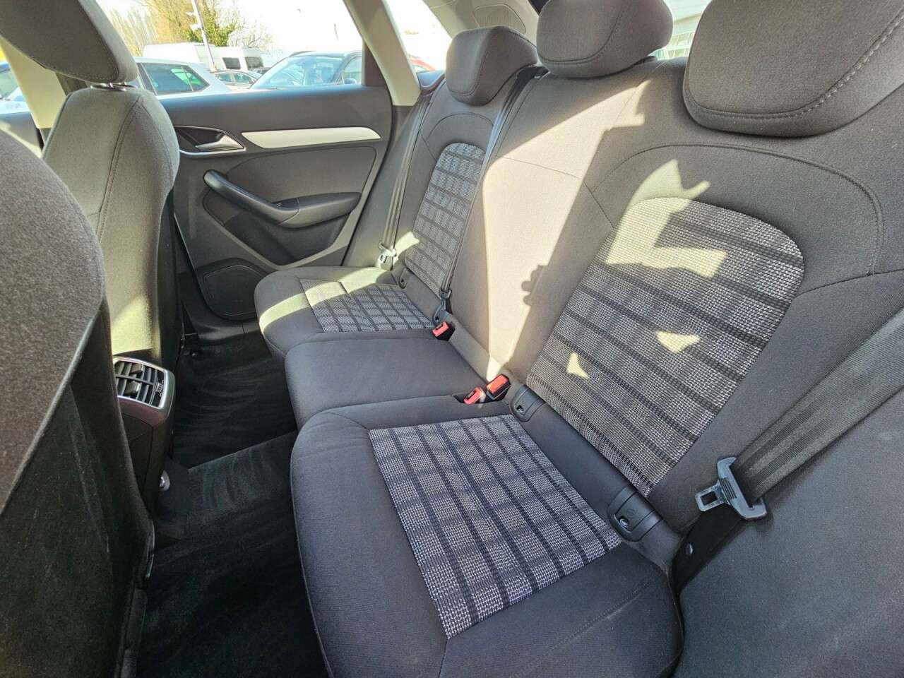 2015 AUDI Q3 2015 AUDI Q3