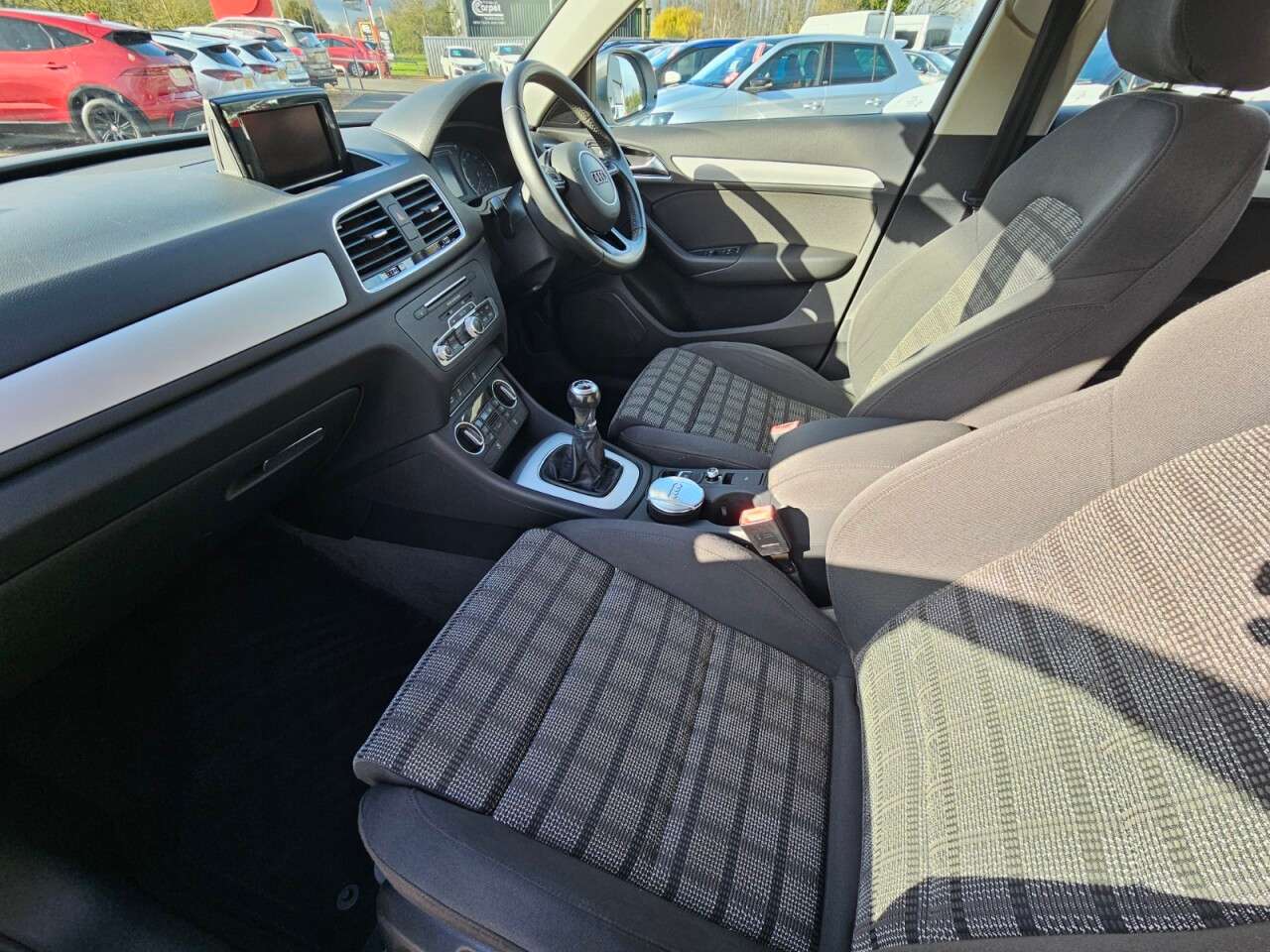 2015 AUDI Q3 2015 AUDI Q3