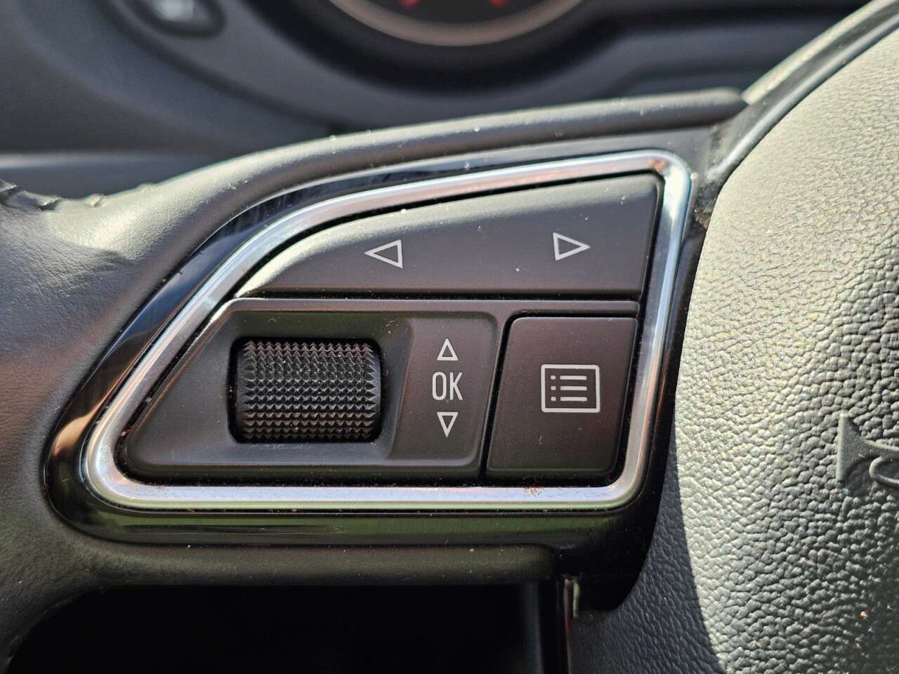 2015 AUDI Q3 2015 AUDI Q3