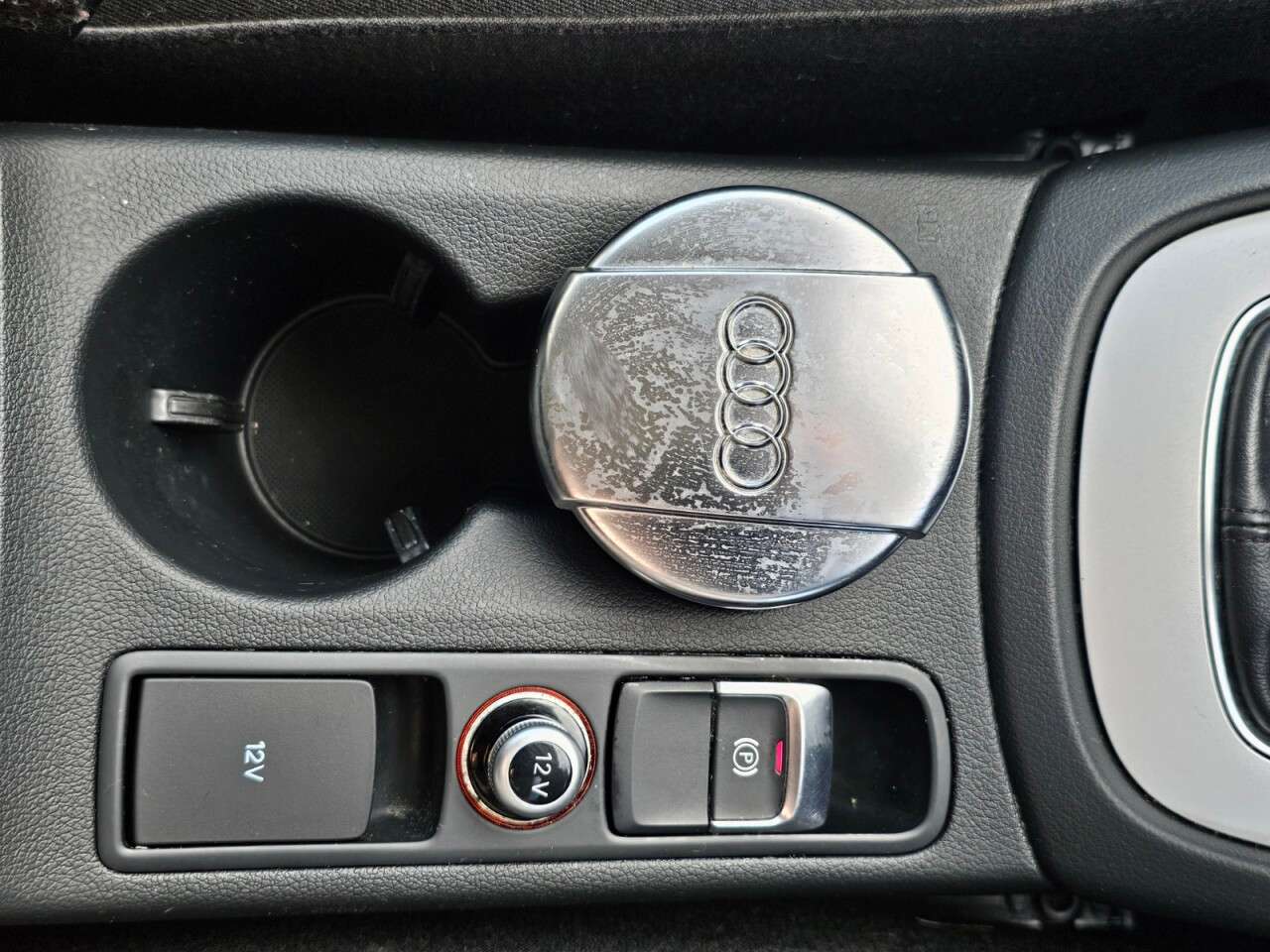 2015 AUDI Q3 2015 AUDI Q3