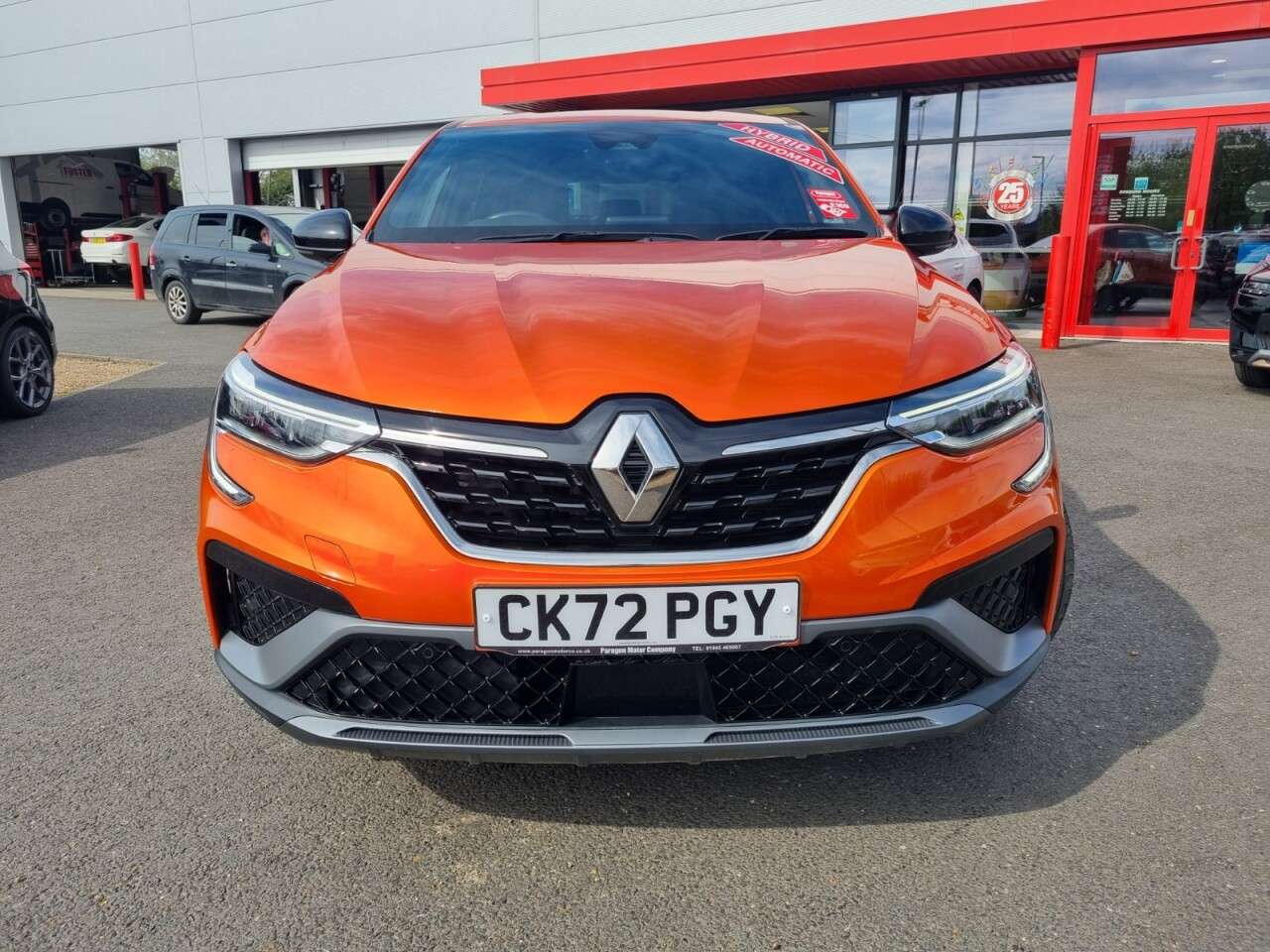 A 2022 RENAULT ARKANA 1.6 E-TECH r.s. line SUV 5dr Petrol Hybrid Auto 2WD Euro 6 (s/s) (145 bhp) A 2022 RENAULT ARKANA 1.6 E-TECH r.s. line SUV 5dr Petrol Hybrid Auto 2WD Euro 6 (s/s) (145 bhp)