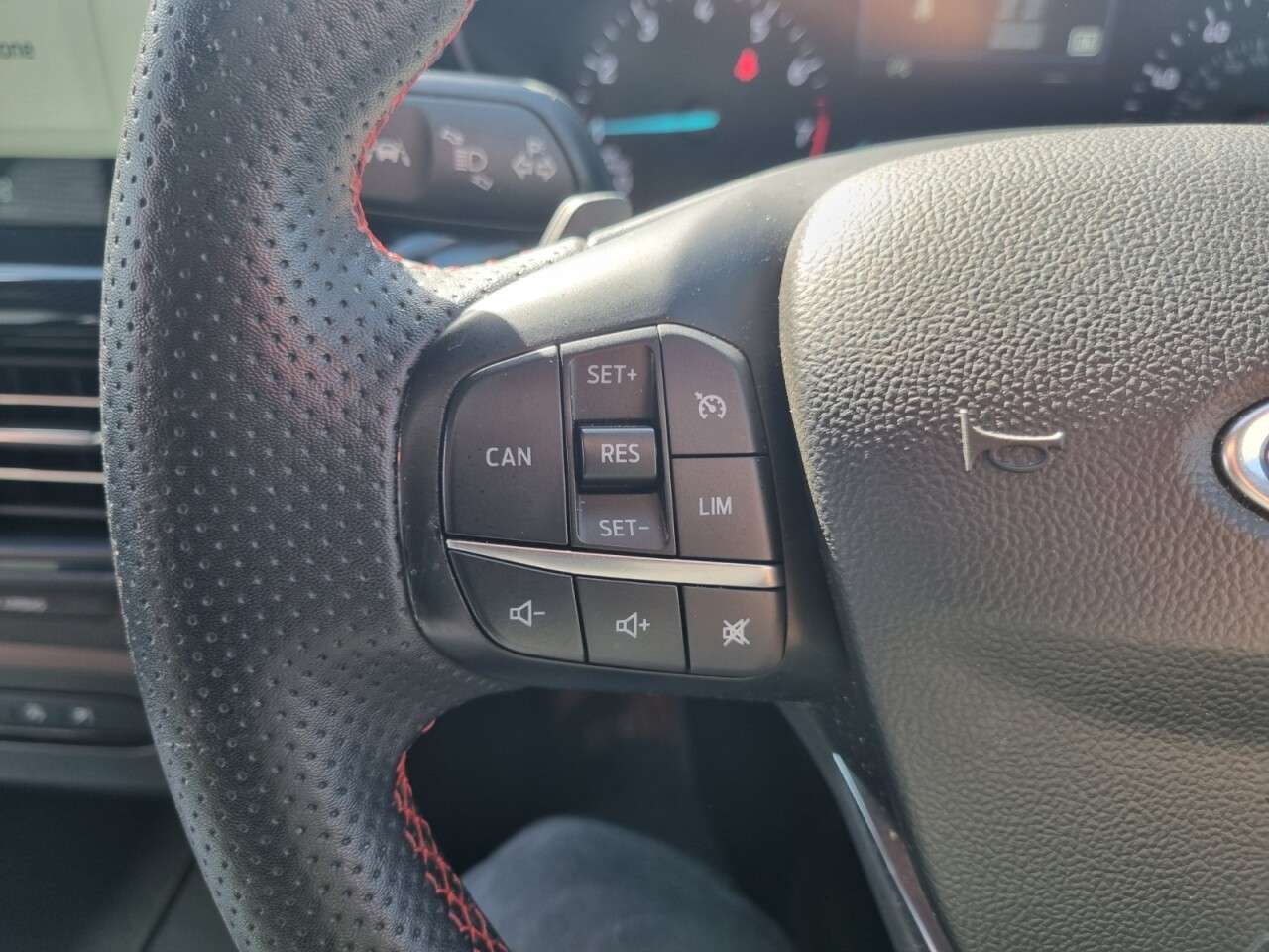 2023 FORD FOCUS 2023 FORD FOCUS