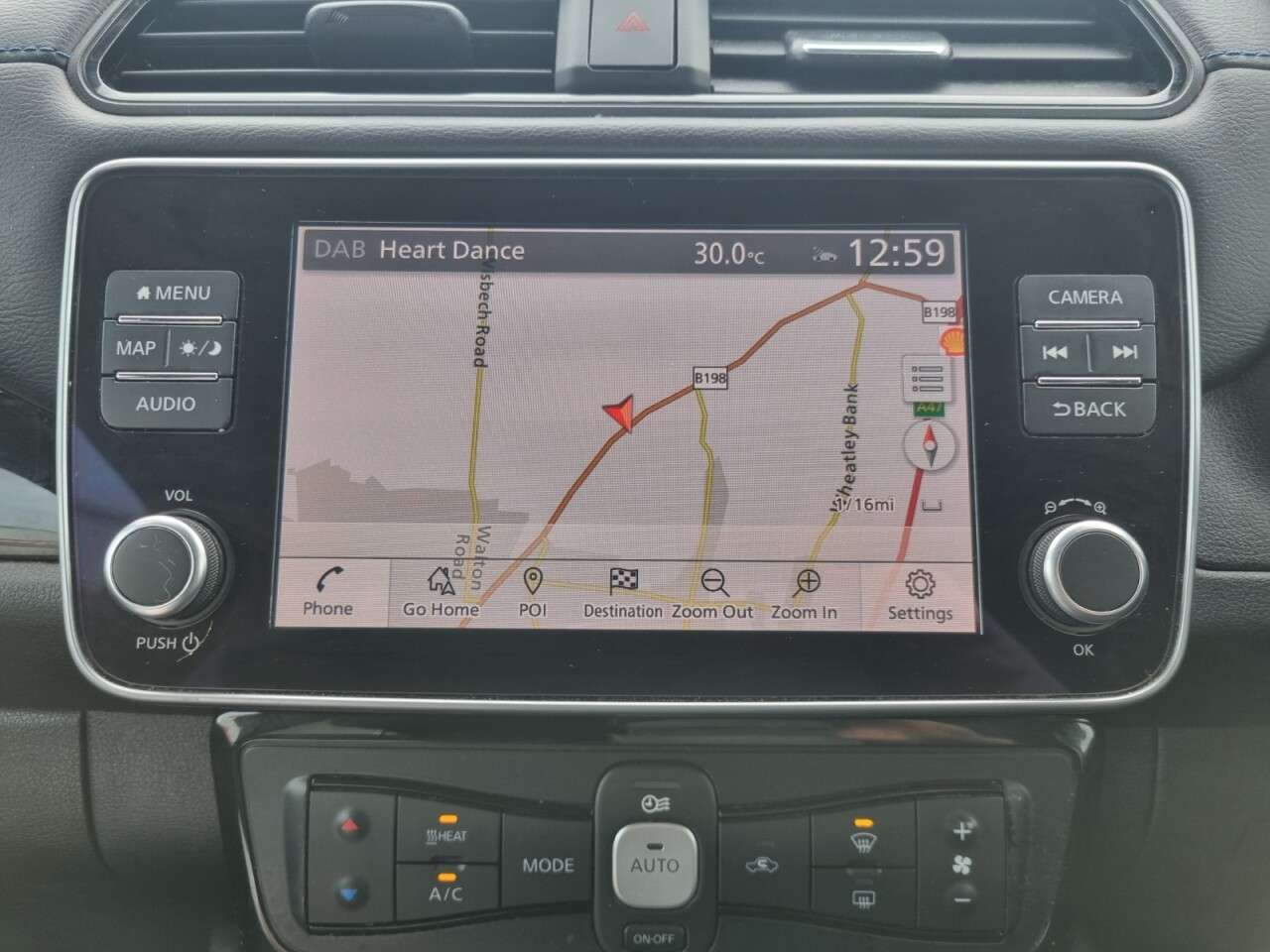 A 2022 NISSAN LEAF 39kWh Tekna Hatchback 5dr Electric Auto (150 ps) A 2022 NISSAN LEAF 39kWh Tekna Hatchback 5dr Electric Auto (150 ps)