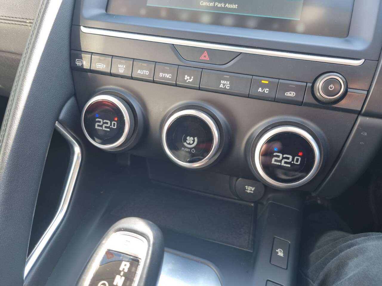 2018 JAGUAR E-PACE 2018 JAGUAR E-PACE