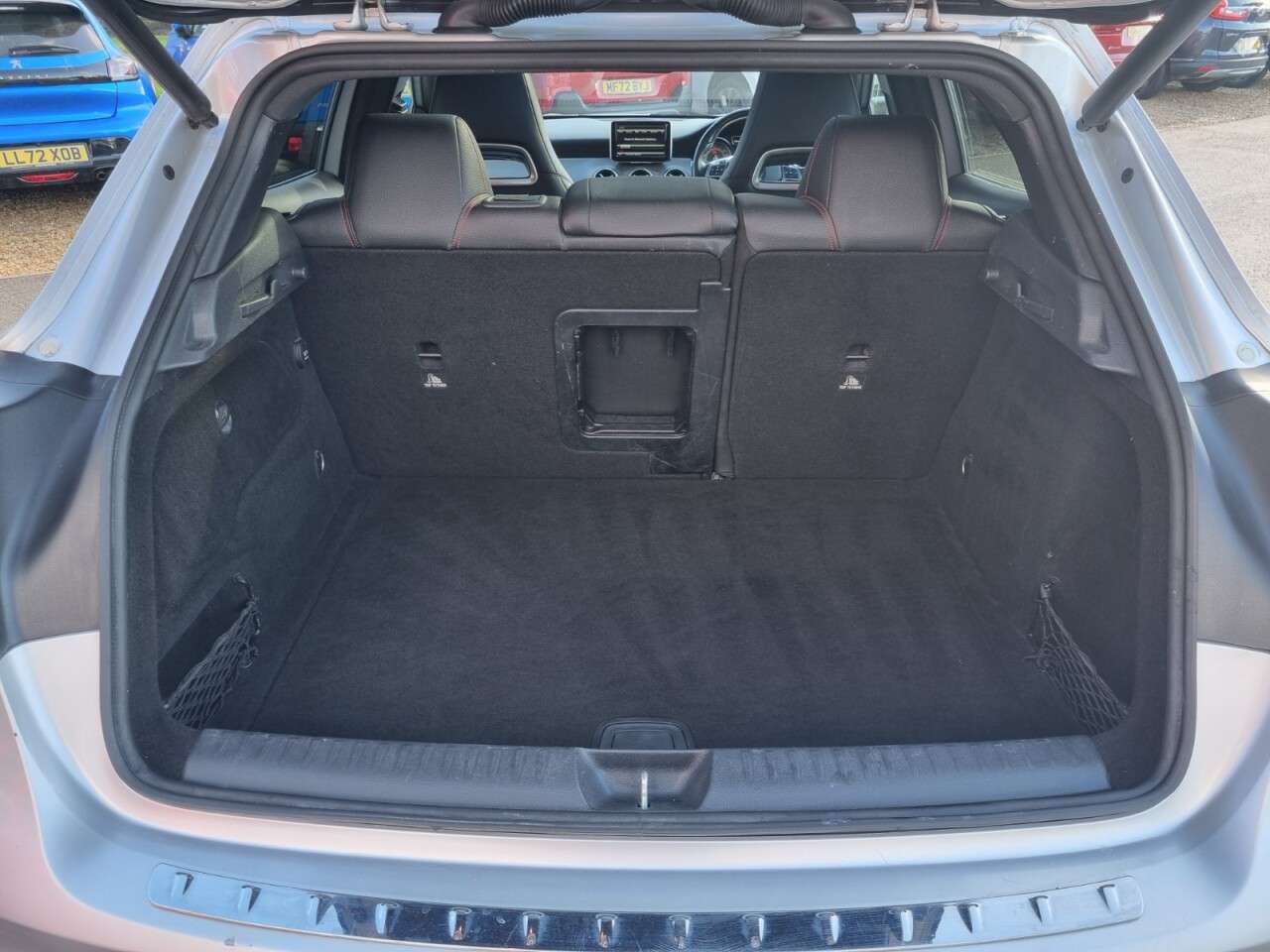 2015 MERCEDES GLA-CLASS 2015 MERCEDES GLA-CLASS