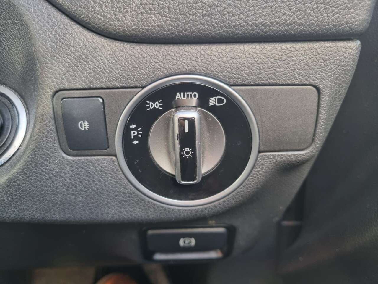 2015 MERCEDES GLA-CLASS 2015 MERCEDES GLA-CLASS