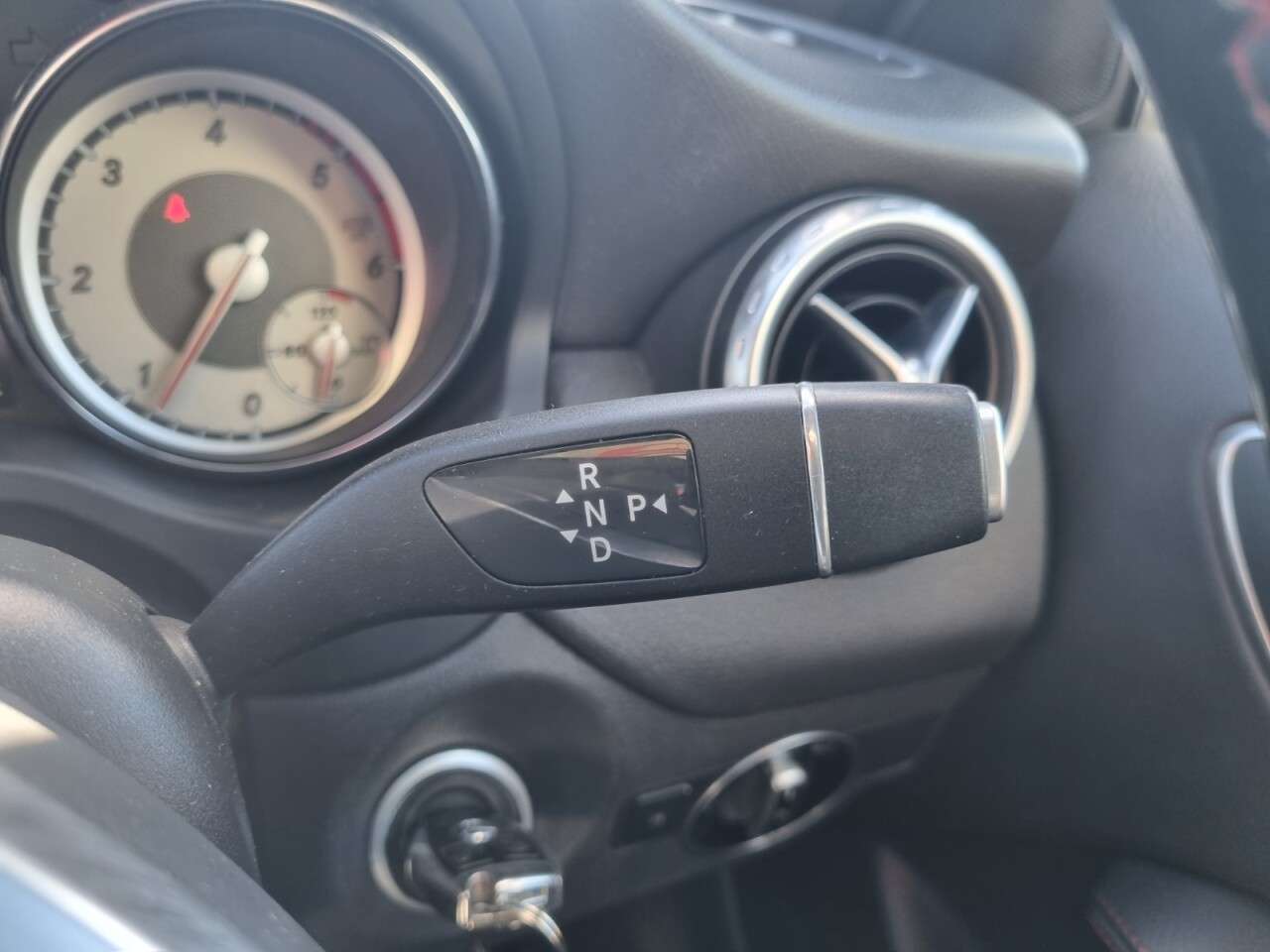 2015 MERCEDES GLA-CLASS 2015 MERCEDES GLA-CLASS