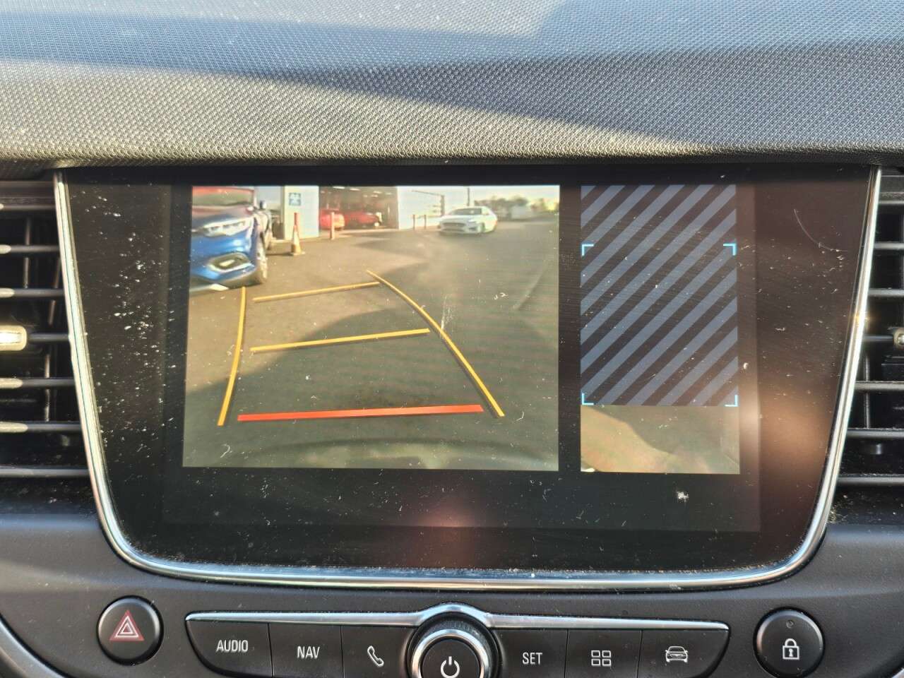 A 2022 VAUXHALL CROSSLAND 1.5 Turbo D Ultimate SUV 5dr Diesel Auto Euro 6 (s/s) (120 ps) A 2022 VAUXHALL CROSSLAND 1.5 Turbo D Ultimate SUV 5dr Diesel Auto Euro 6 (s/s) (120 ps)