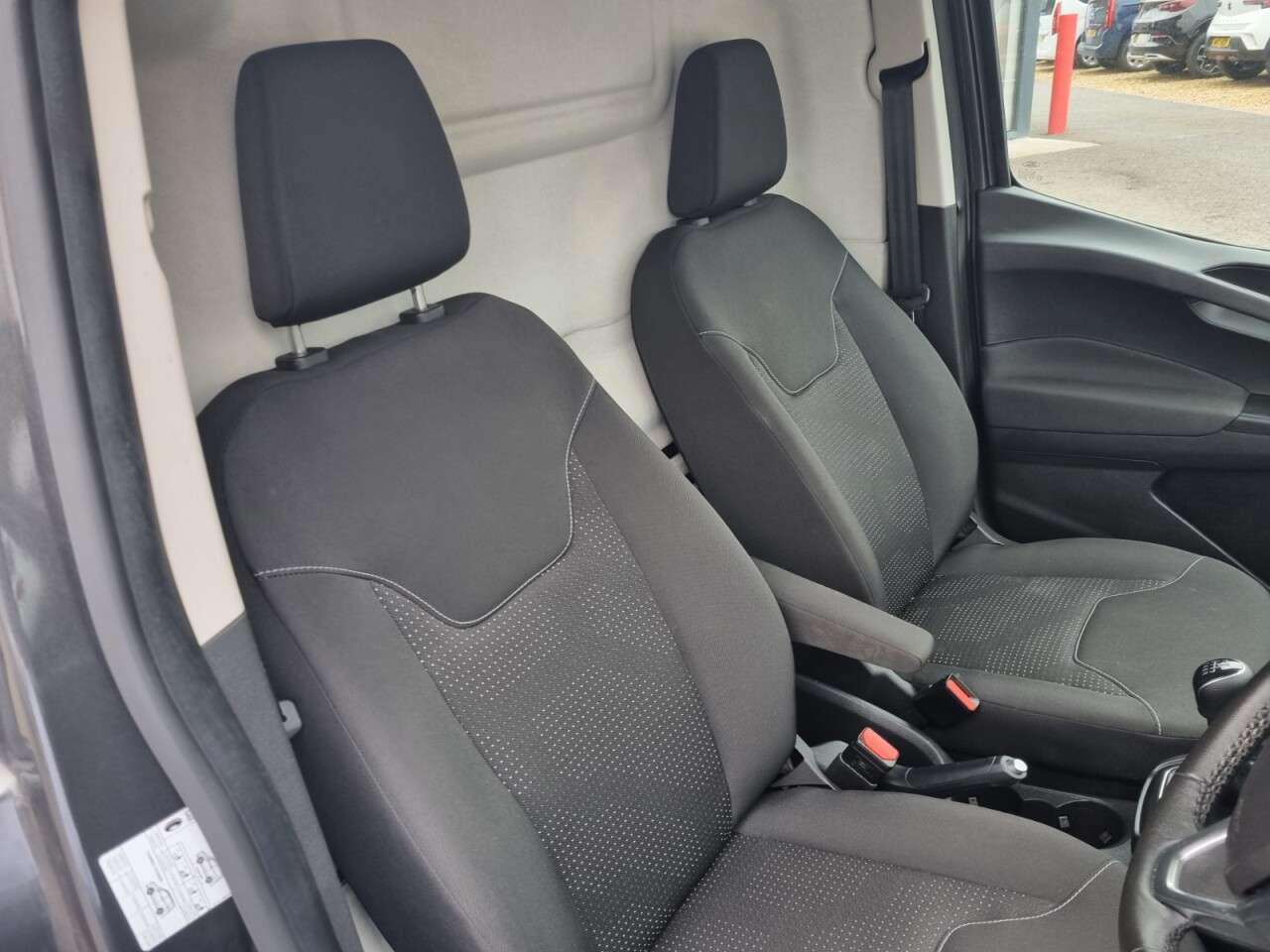 A 2023 FORD TRANSIT COURIER 1.0 EcoBoost Limited Panel Van 5dr Petrol Manual L1 Euro 6 (100 ps) A 2023 FORD TRANSIT COURIER 1.0 EcoBoost Limited Panel Van 5dr Petrol Manual L1 Euro 6 (100 ps)