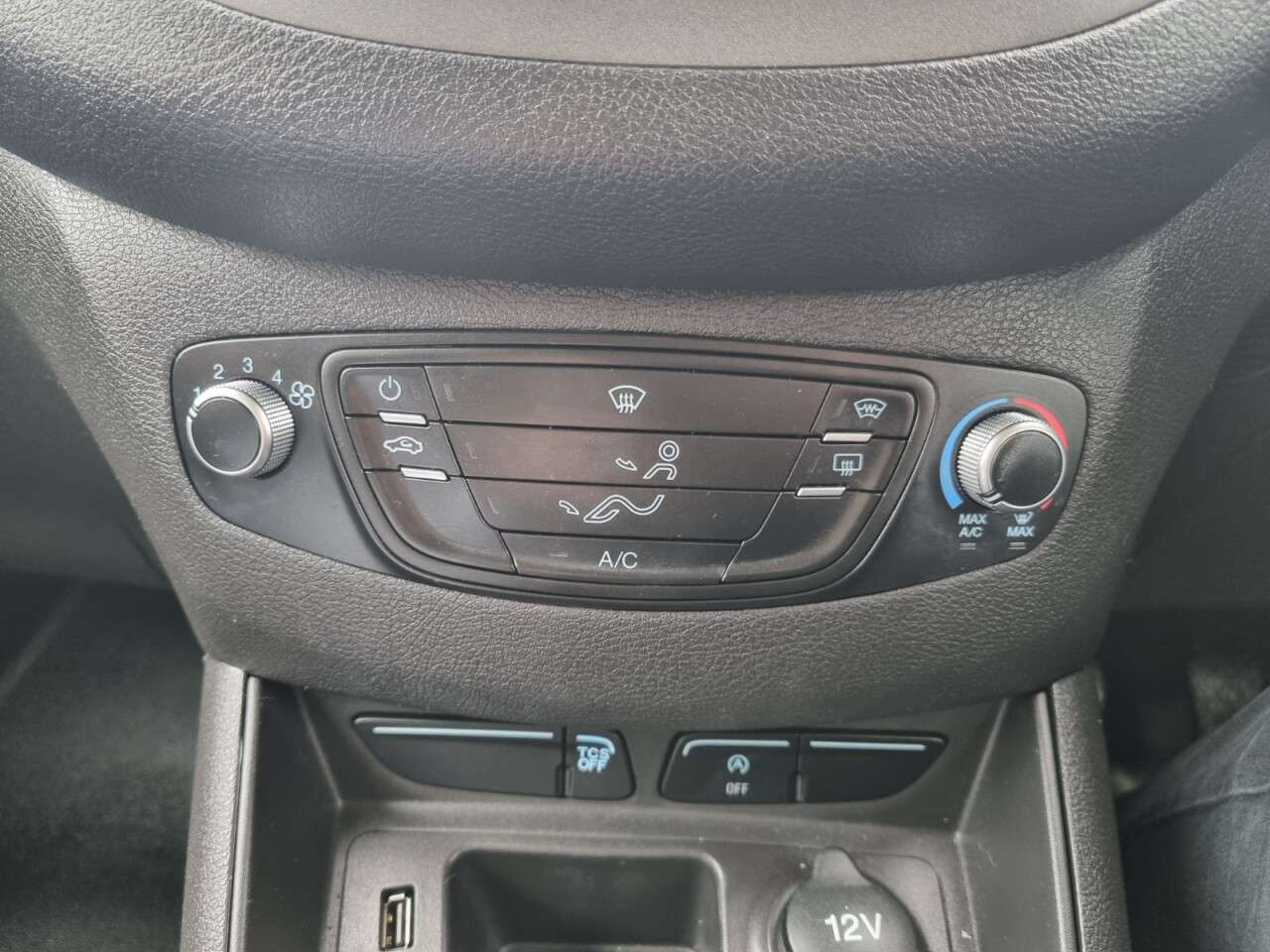 2023 FORD TRANSIT COURIER 2023 FORD TRANSIT COURIER