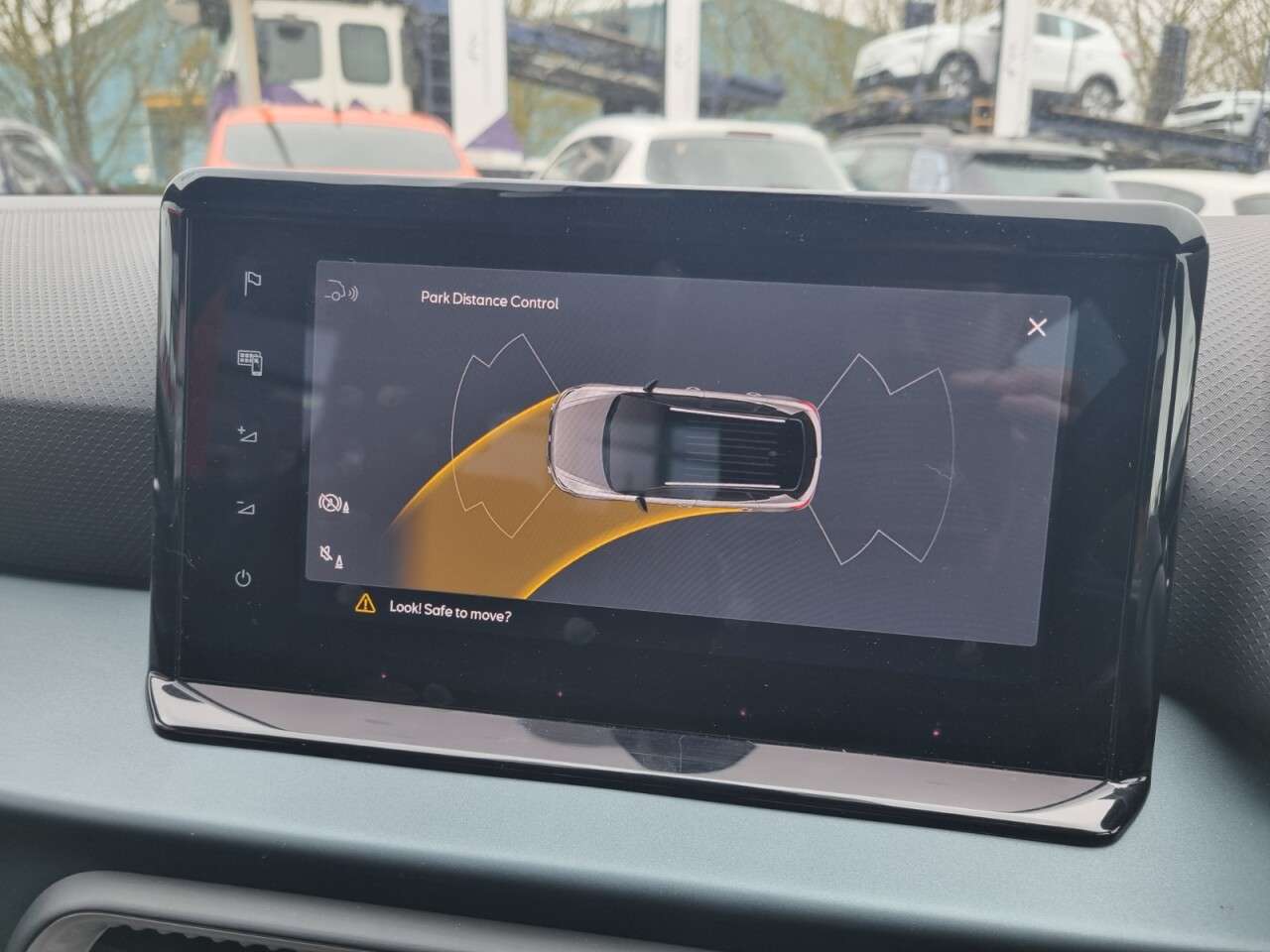 A 2022 SEAT ARONA 1.0 TSI XPERIENCE Lux SUV 5dr Petrol Manual Euro 6 (s/s) (110 ps) A 2022 SEAT ARONA 1.0 TSI XPERIENCE Lux SUV 5dr Petrol Manual Euro 6 (s/s) (110 ps)