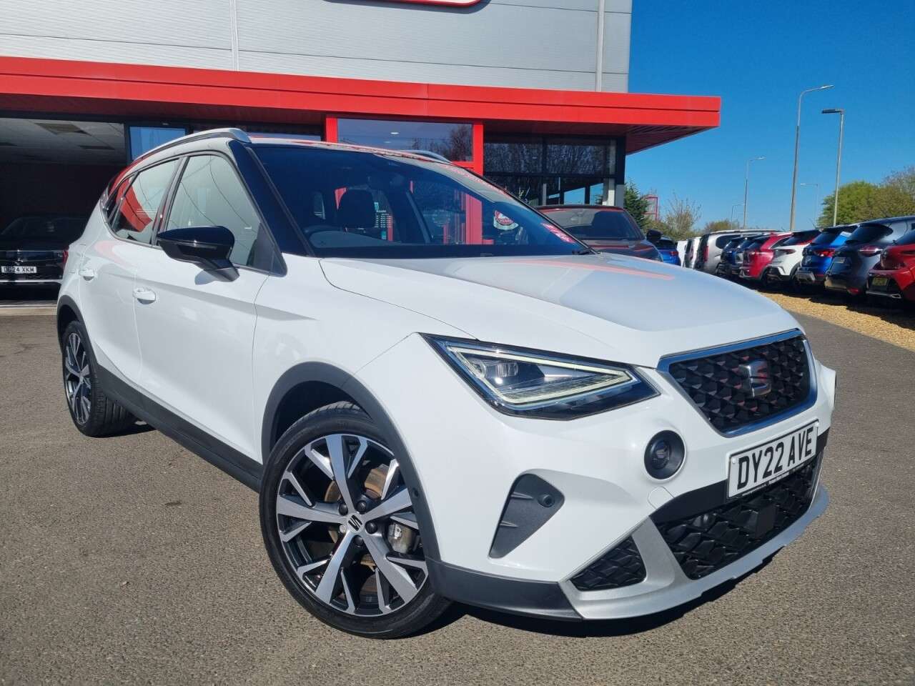 A 2022 SEAT ARONA 1.0 TSI XPERIENCE Lux SUV 5dr Petrol Manual Euro 6 (s/s) (110 ps) A 2022 SEAT ARONA 1.0 TSI XPERIENCE Lux SUV 5dr Petrol Manual Euro 6 (s/s) (110 ps)