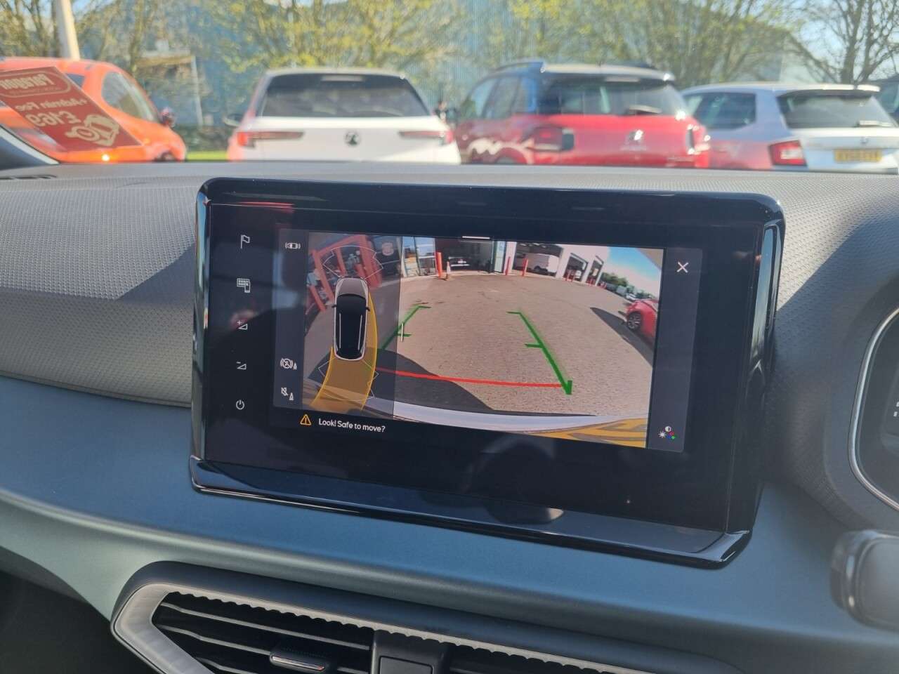 A 2022 SEAT ARONA 1.0 TSI XPERIENCE Lux SUV 5dr Petrol Manual Euro 6 (s/s) (110 ps) A 2022 SEAT ARONA 1.0 TSI XPERIENCE Lux SUV 5dr Petrol Manual Euro 6 (s/s) (110 ps)