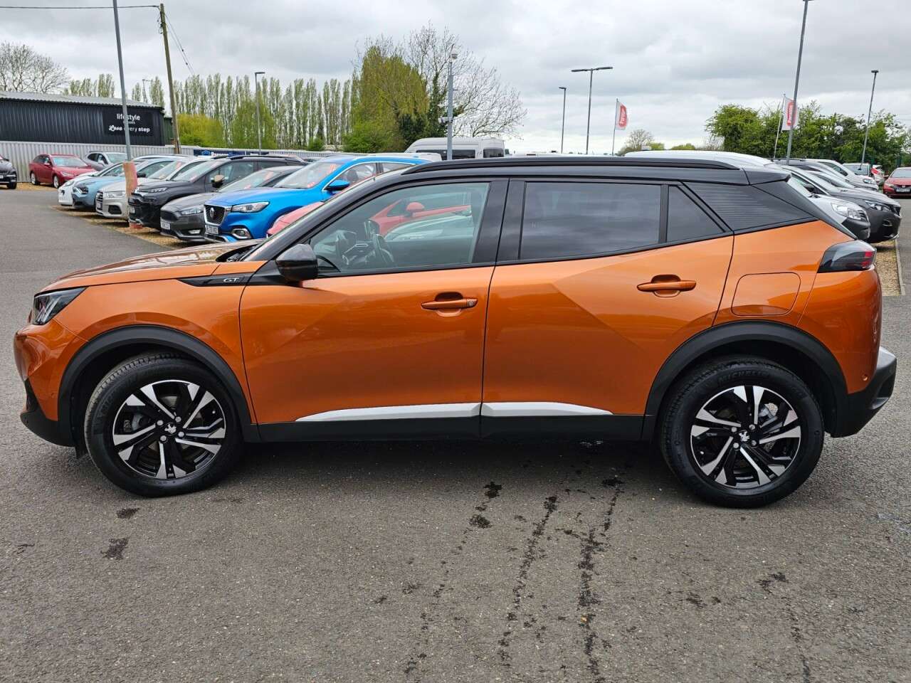 2021 PEUGEOT 2008 2021 PEUGEOT 2008