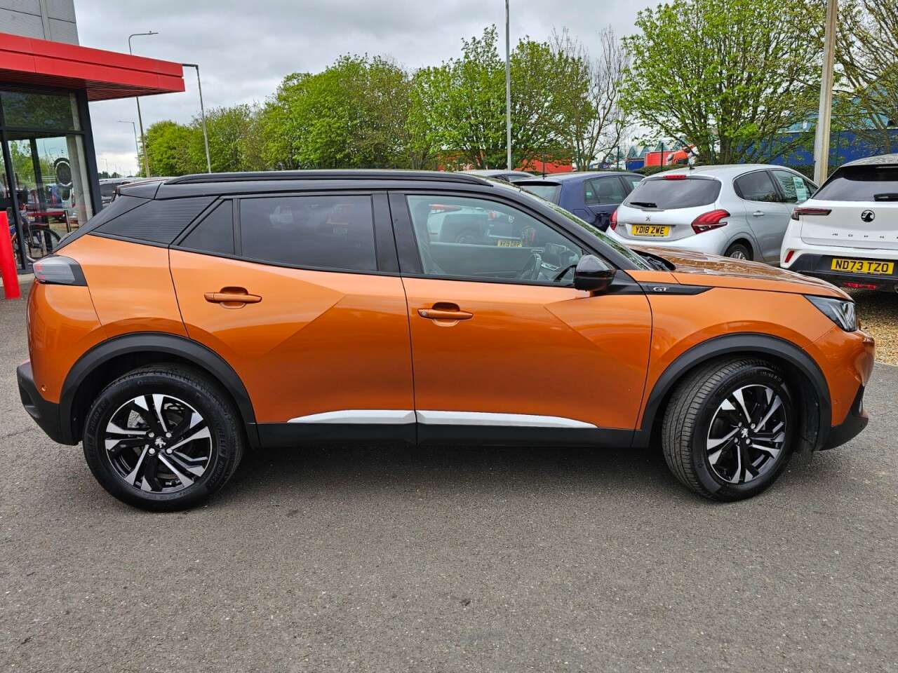 2021 PEUGEOT 2008 2021 PEUGEOT 2008
