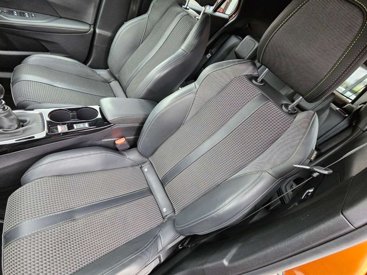 2021 PEUGEOT 2008 2021 PEUGEOT 2008