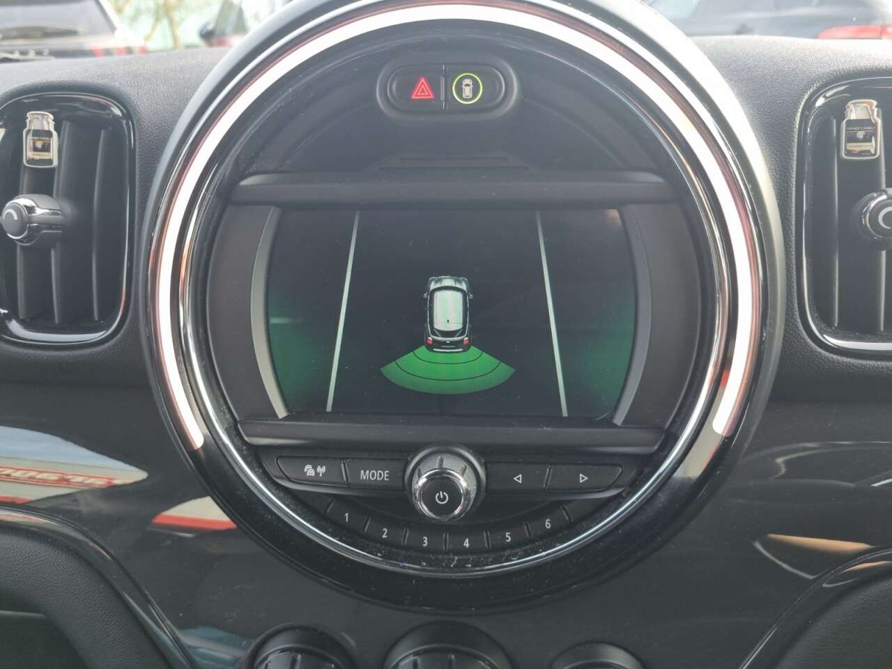 A 2018 MINI COUNTRYMAN 1.5 Cooper SUV 5dr Petrol Auto Euro 6 (s/s) (136 ps) A 2018 MINI COUNTRYMAN 1.5 Cooper SUV 5dr Petrol Auto Euro 6 (s/s) (136 ps)