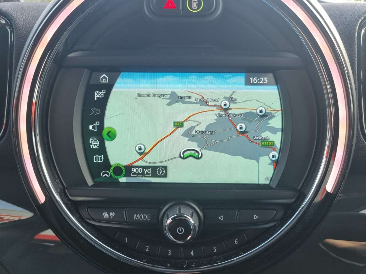 A 2018 MINI COUNTRYMAN 1.5 Cooper SUV 5dr Petrol Auto Euro 6 (s/s) (136 ps) A 2018 MINI COUNTRYMAN 1.5 Cooper SUV 5dr Petrol Auto Euro 6 (s/s) (136 ps)