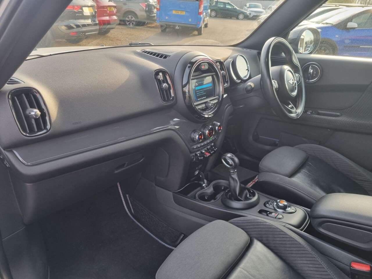 2018 MINI COUNTRYMAN 2018 MINI COUNTRYMAN