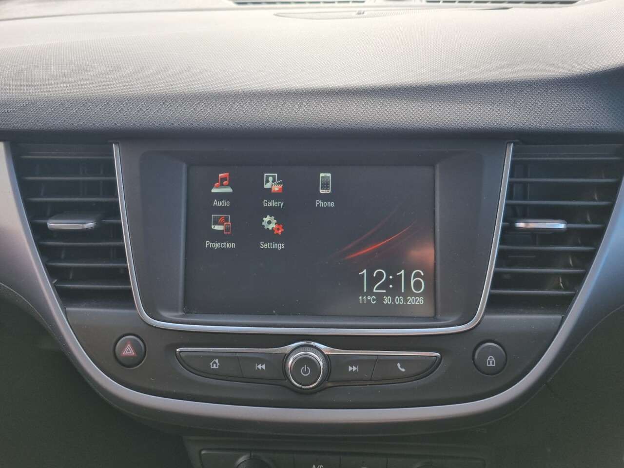 A 2022 VAUXHALL CROSSLAND 1.2 SE Edition SUV 5dr Petrol Manual Euro 6 (s/s) (83 ps) A 2022 VAUXHALL CROSSLAND 1.2 SE Edition SUV 5dr Petrol Manual Euro 6 (s/s) (83 ps)