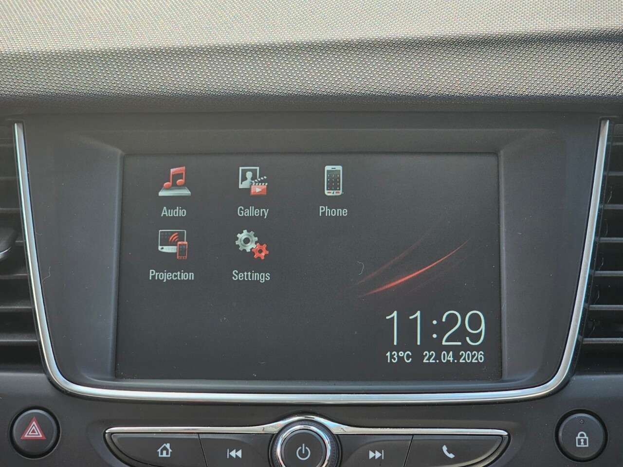 A 2022 VAUXHALL CROSSLAND 1.2 SE Edition SUV 5dr Petrol Manual Euro 6 (s/s) (83 ps) A 2022 VAUXHALL CROSSLAND 1.2 SE Edition SUV 5dr Petrol Manual Euro 6 (s/s) (83 ps)