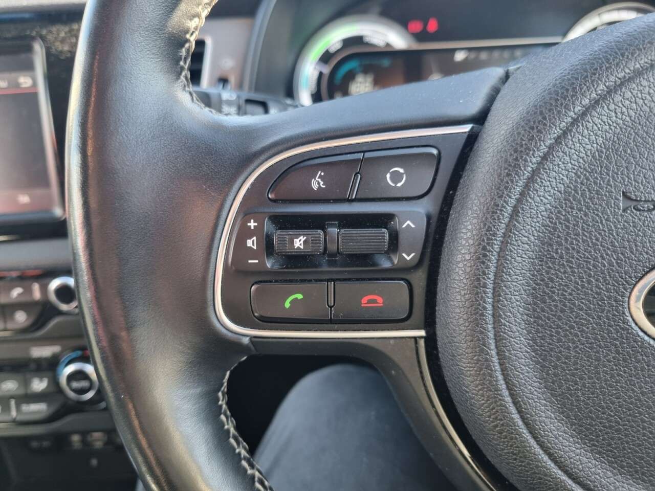 2017 KIA NIRO 2017 KIA NIRO